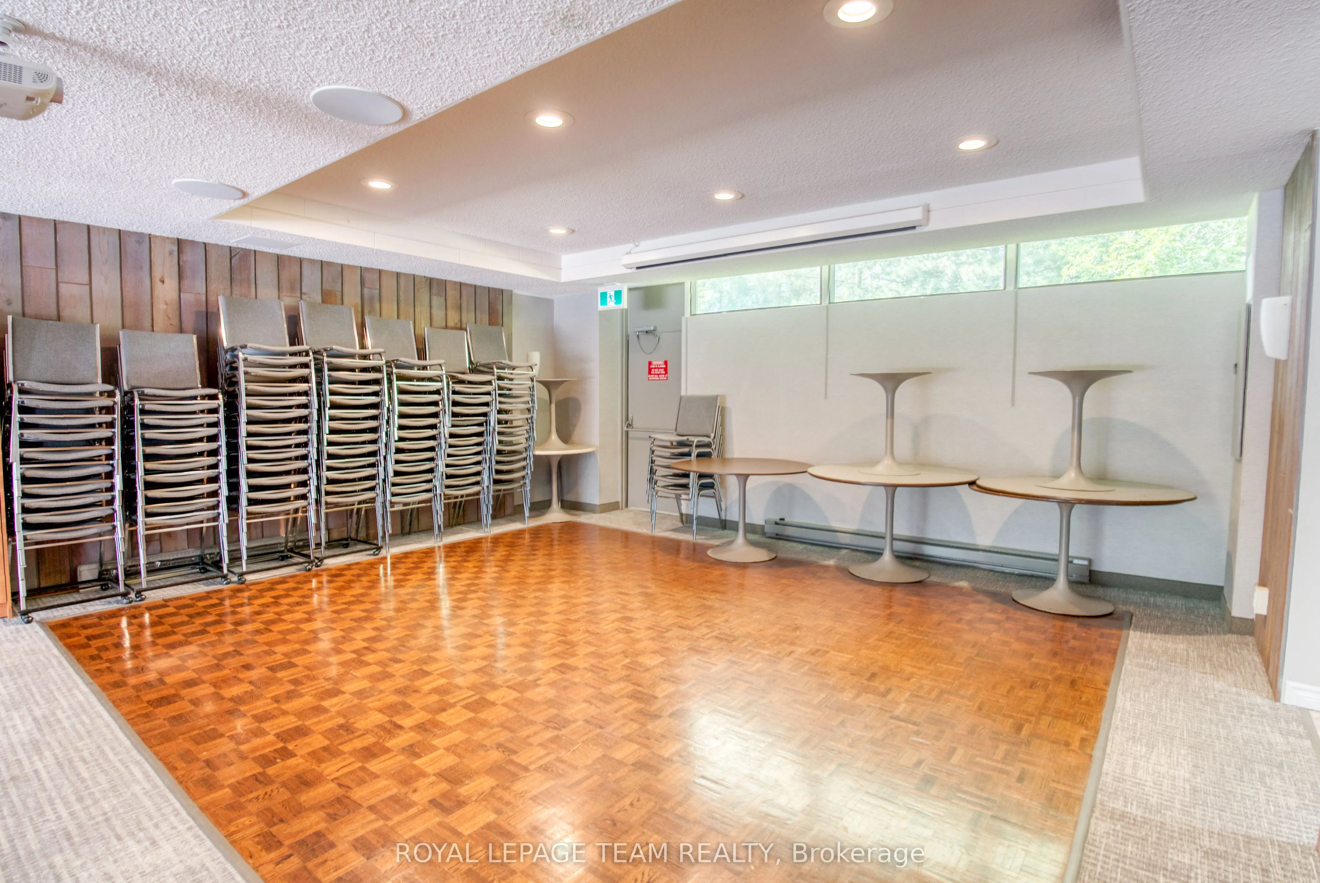 1195 Richmond Road, #2006