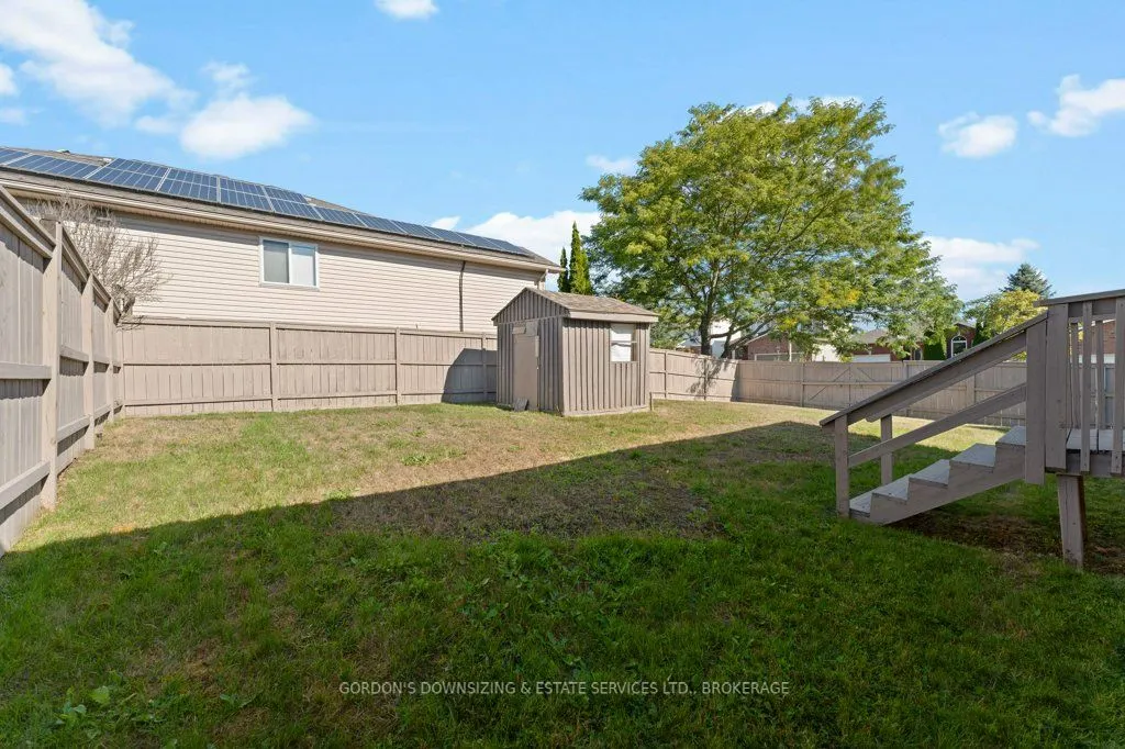 687 Arbour Crescent