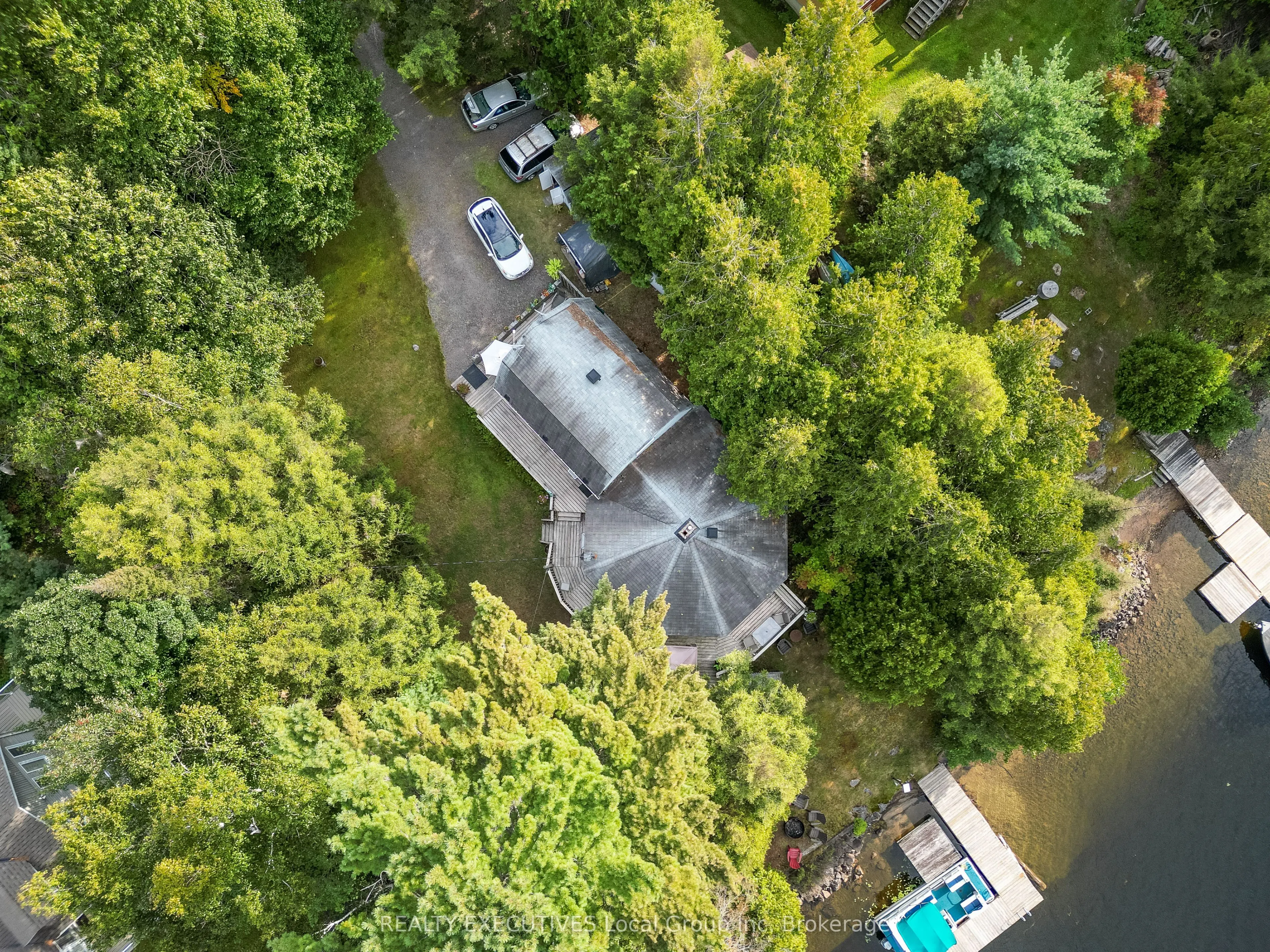 170F Shorewood Road