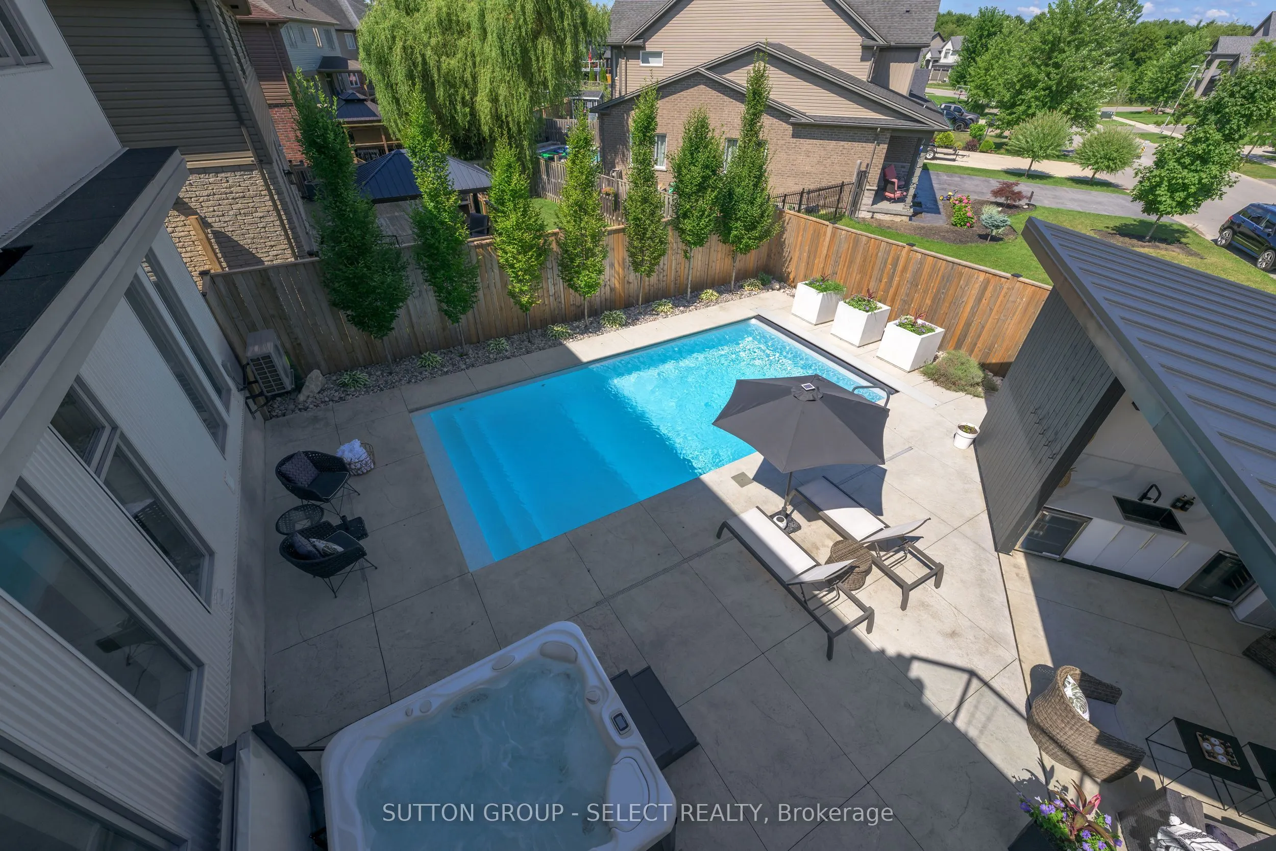 7 Valleyview Crescent