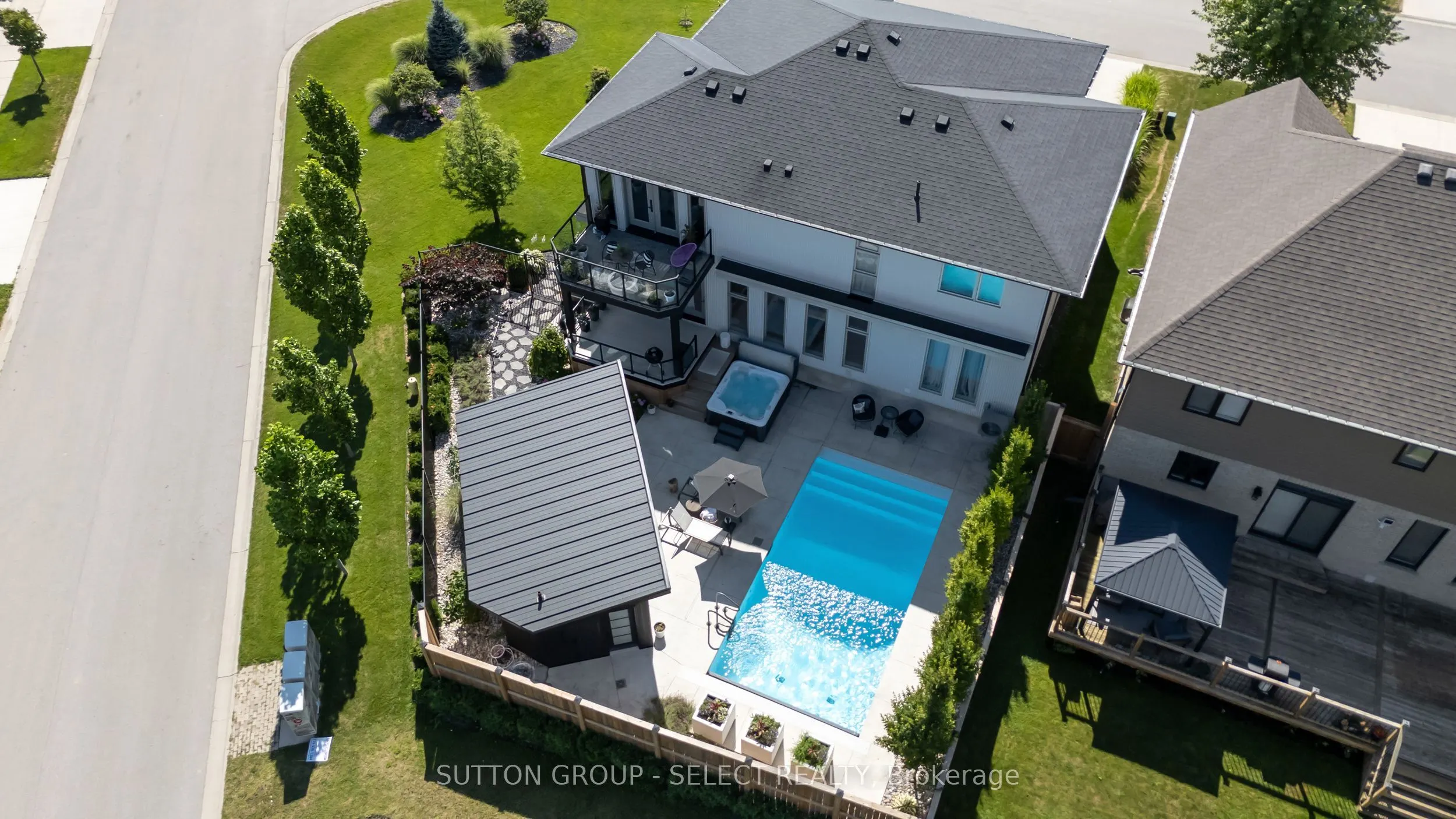 7 Valleyview Crescent