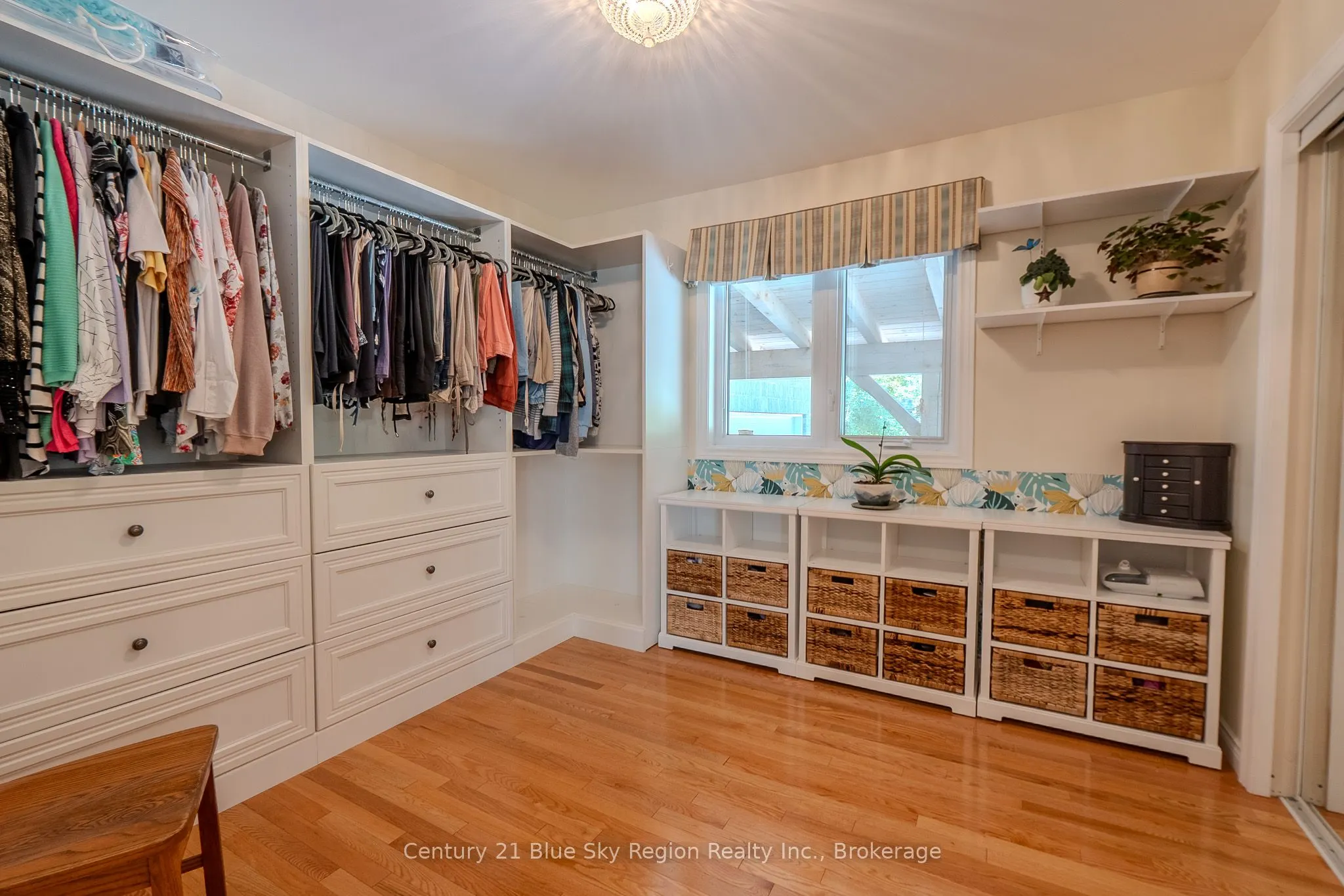 101 MARINE Drive