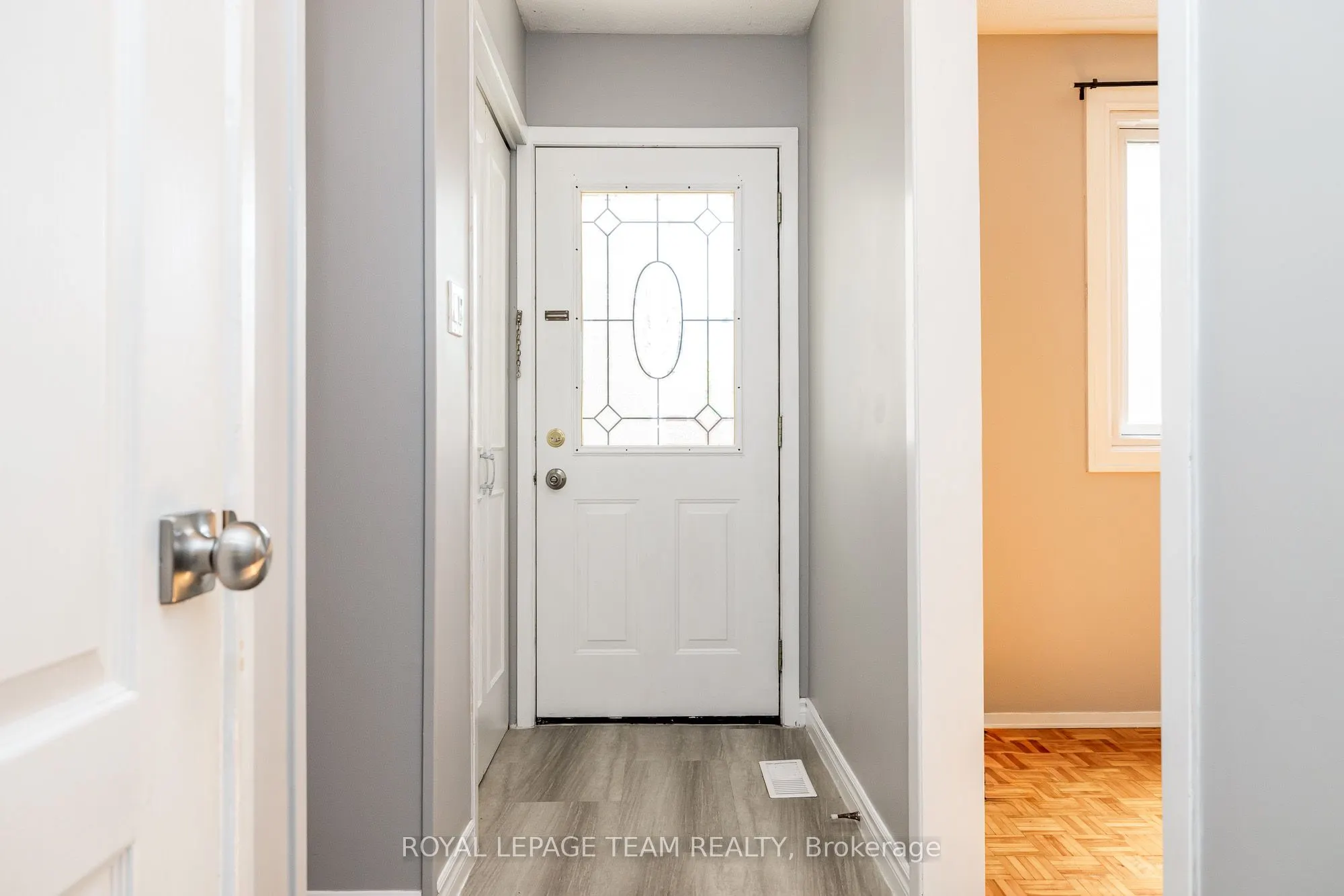 105 Parkinson St Street, #10