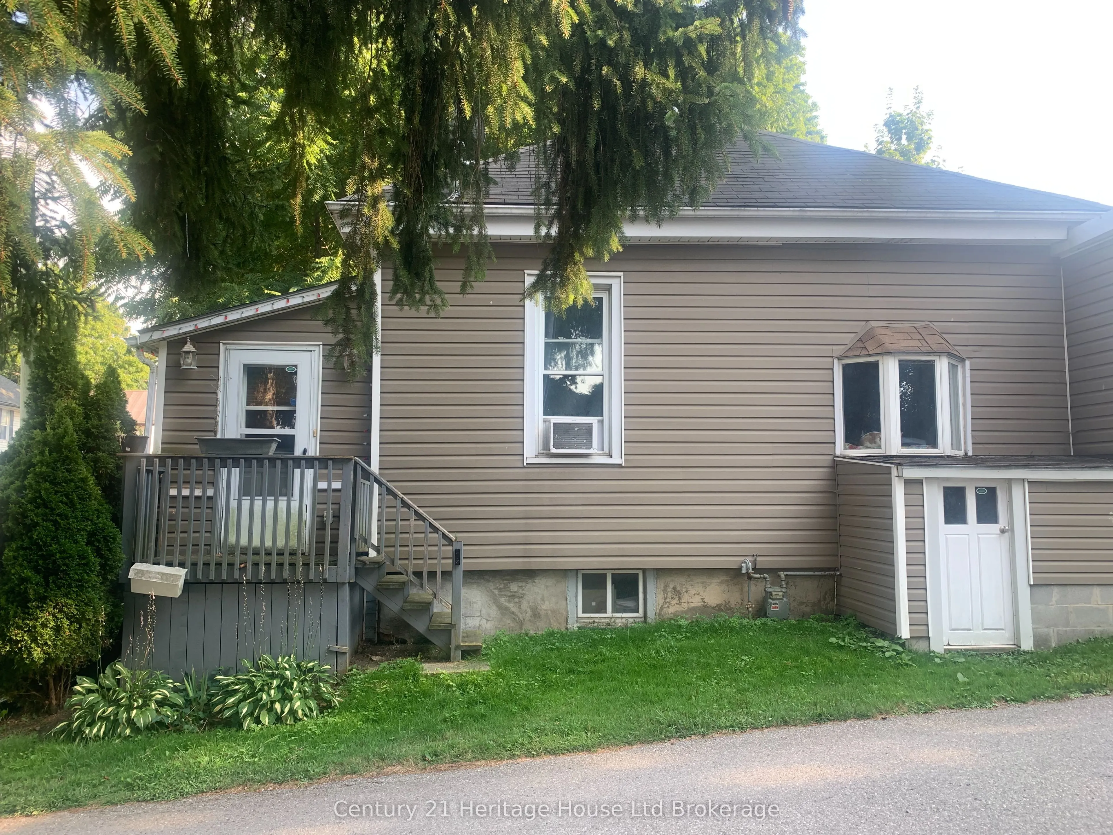 22 Fyfe Avenue