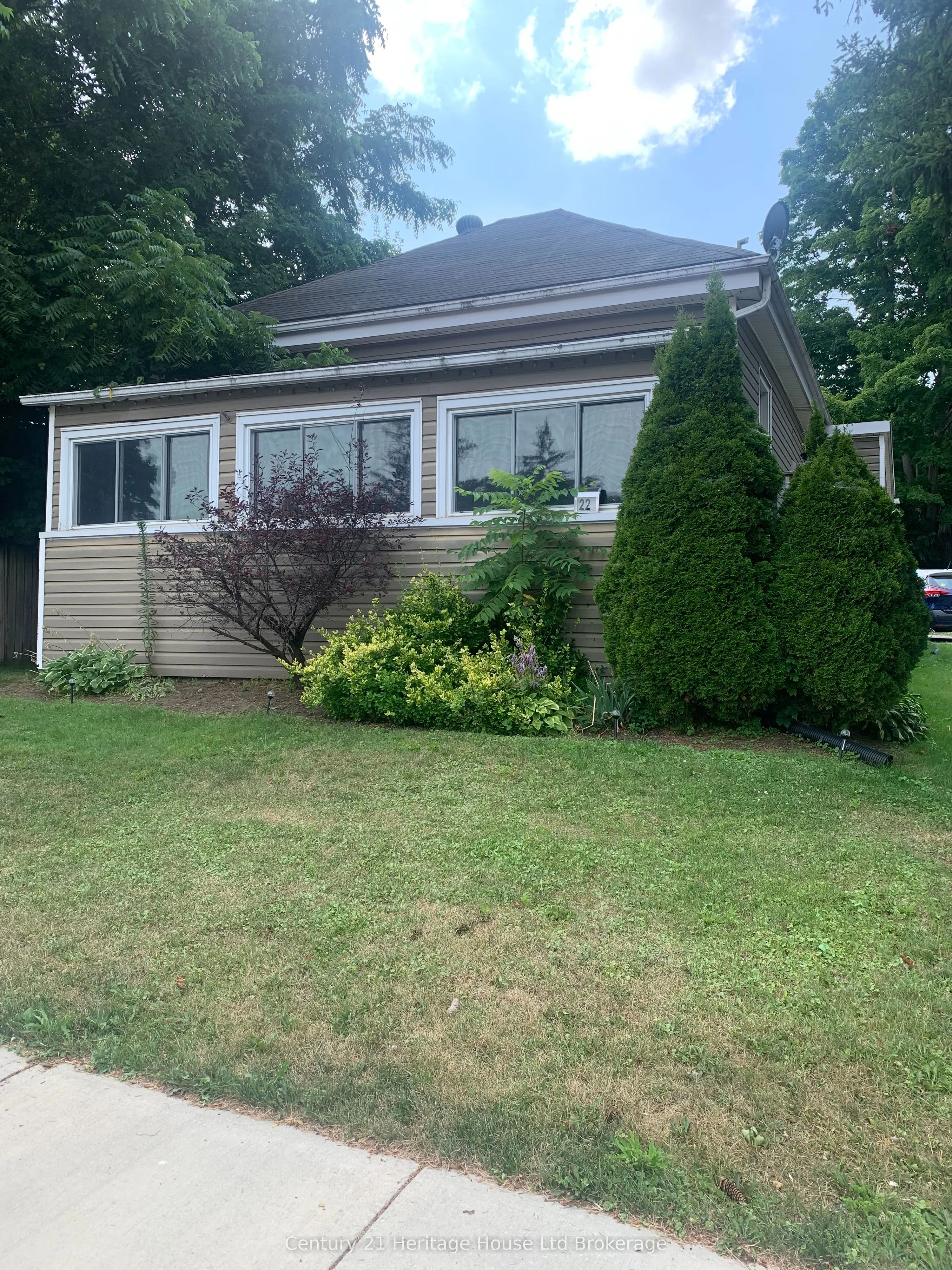 22 Fyfe Avenue