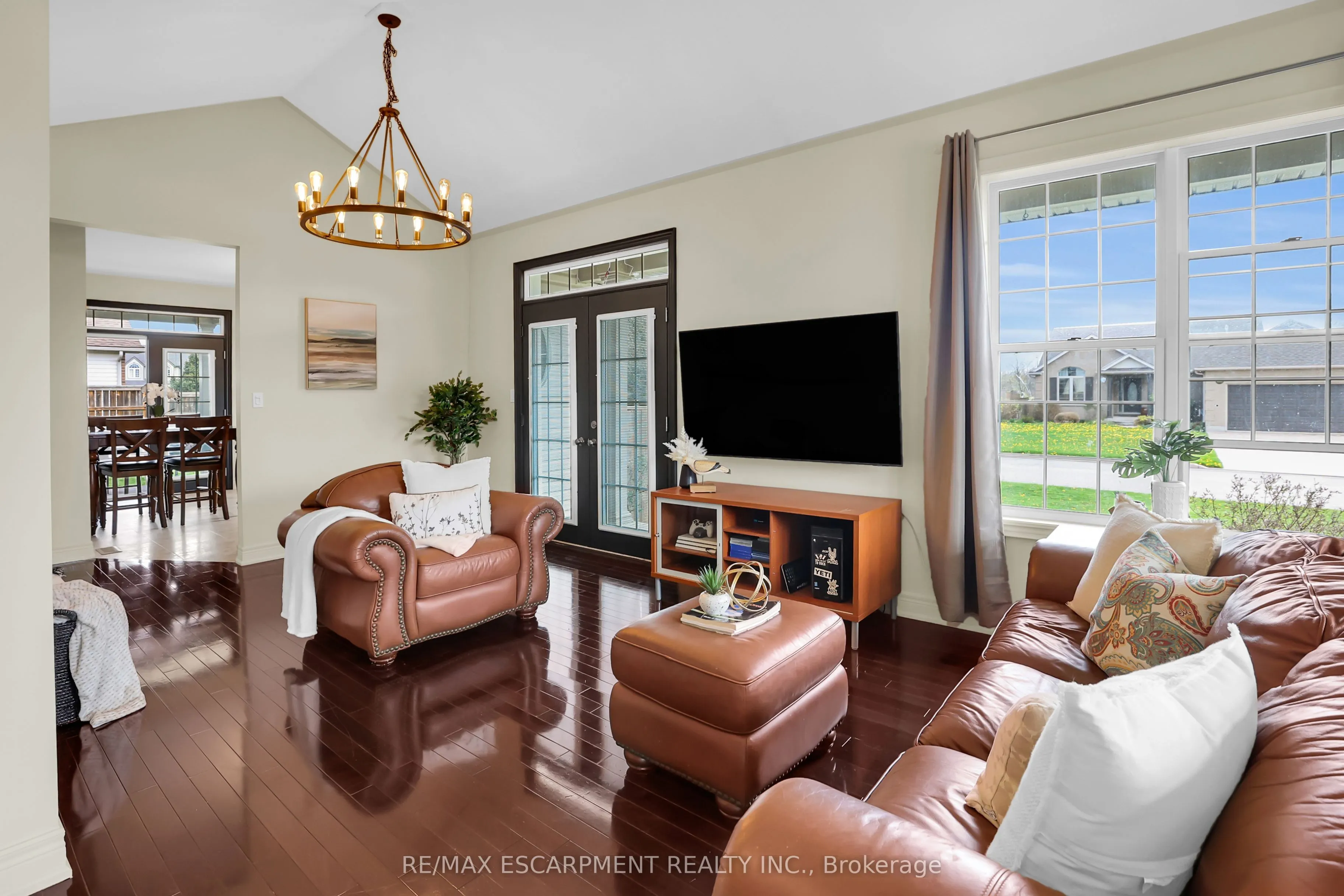 3238 Charleston Drive