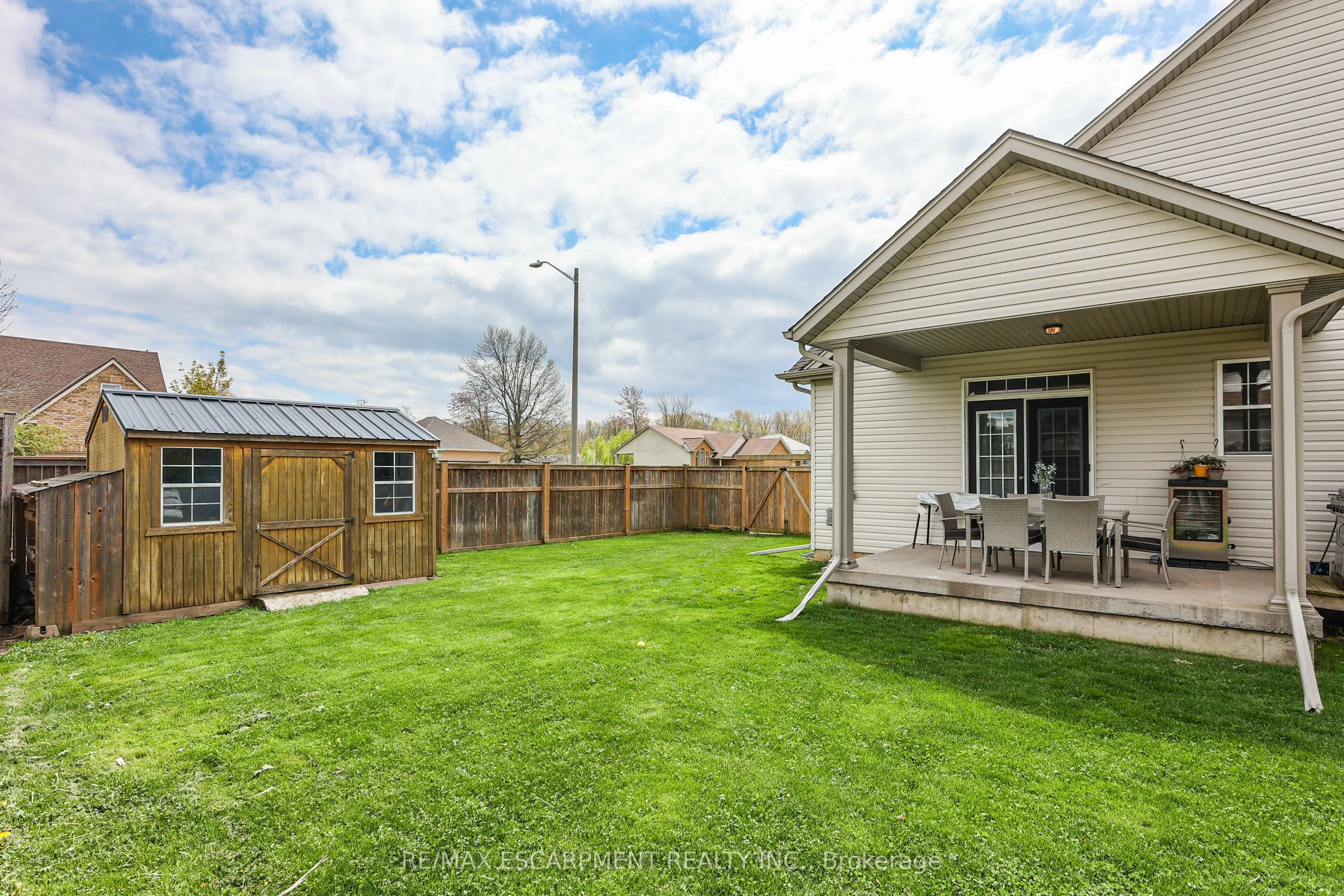 3238 Charleston Drive