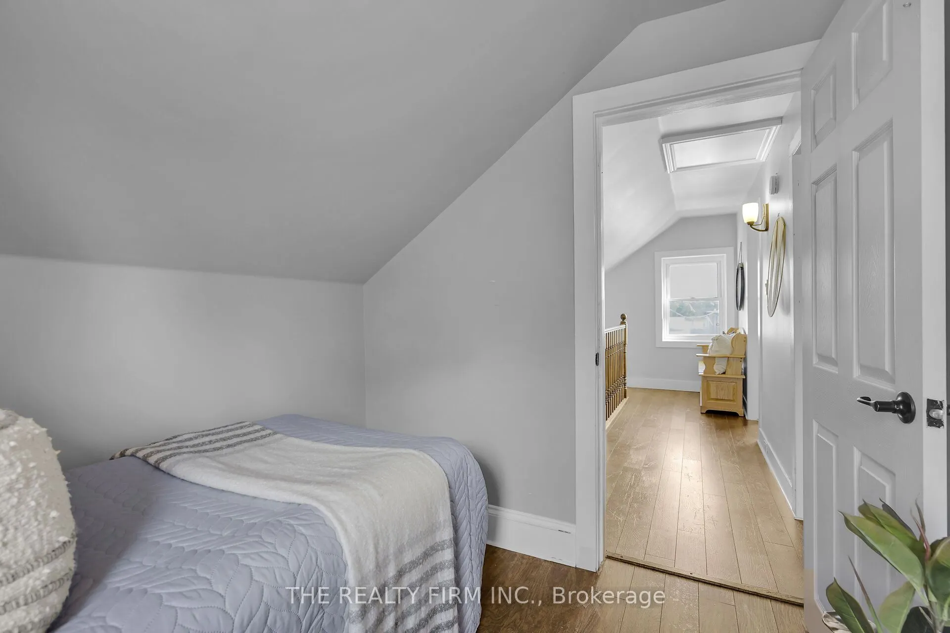 278 Upper Queen Avenue