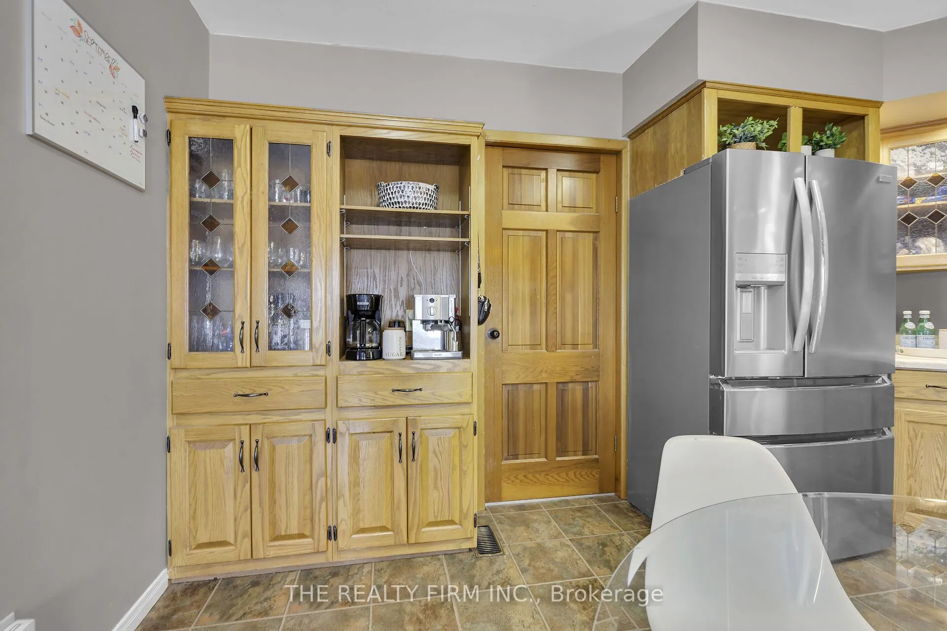 278 Upper Queen Avenue