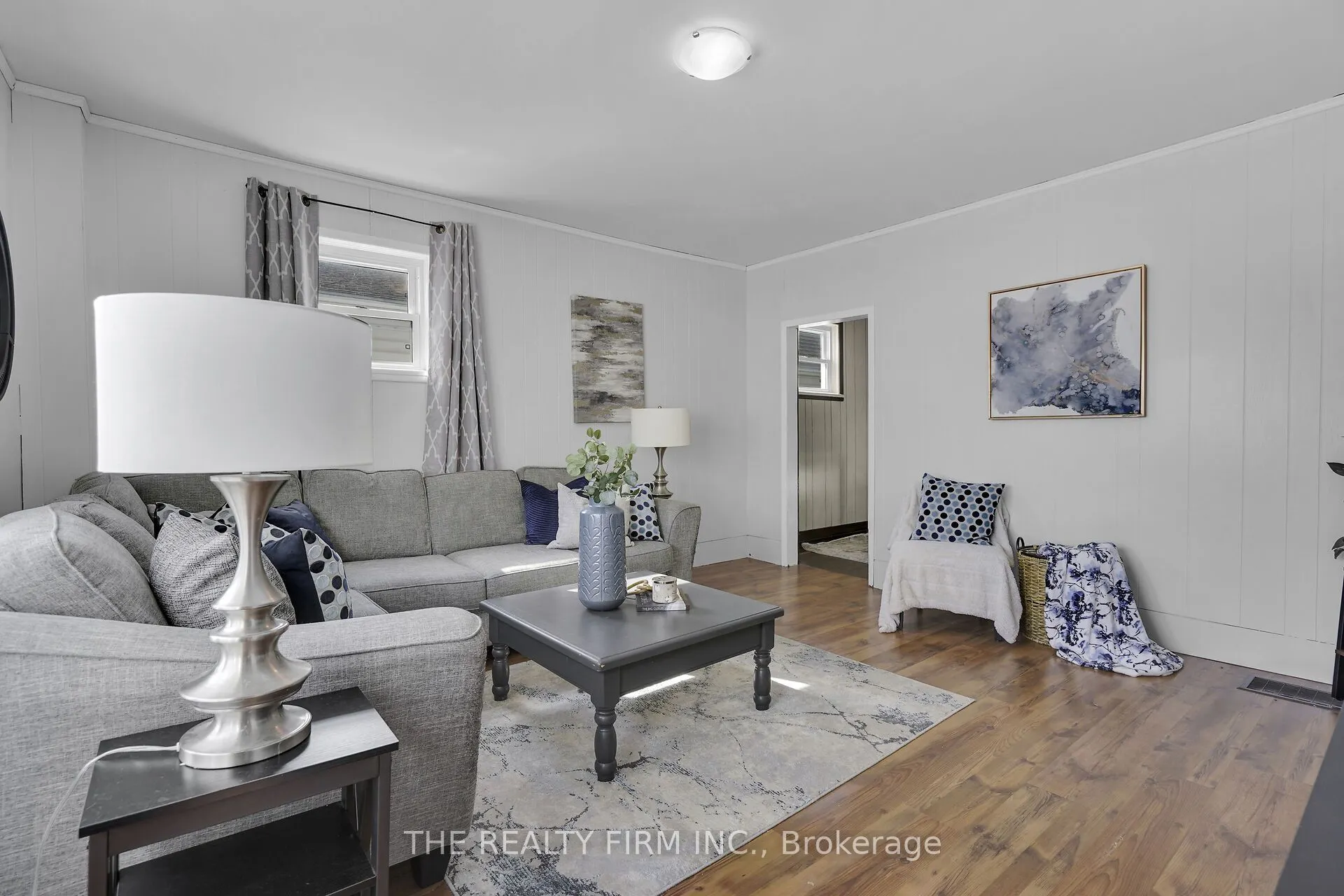 278 Upper Queen Avenue