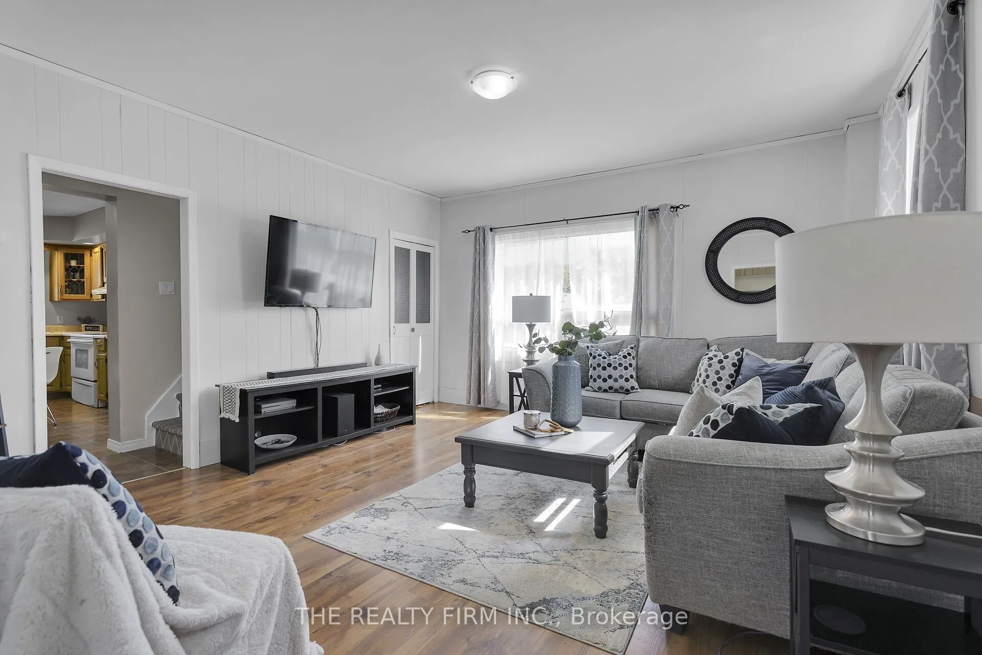 278 Upper Queen Avenue