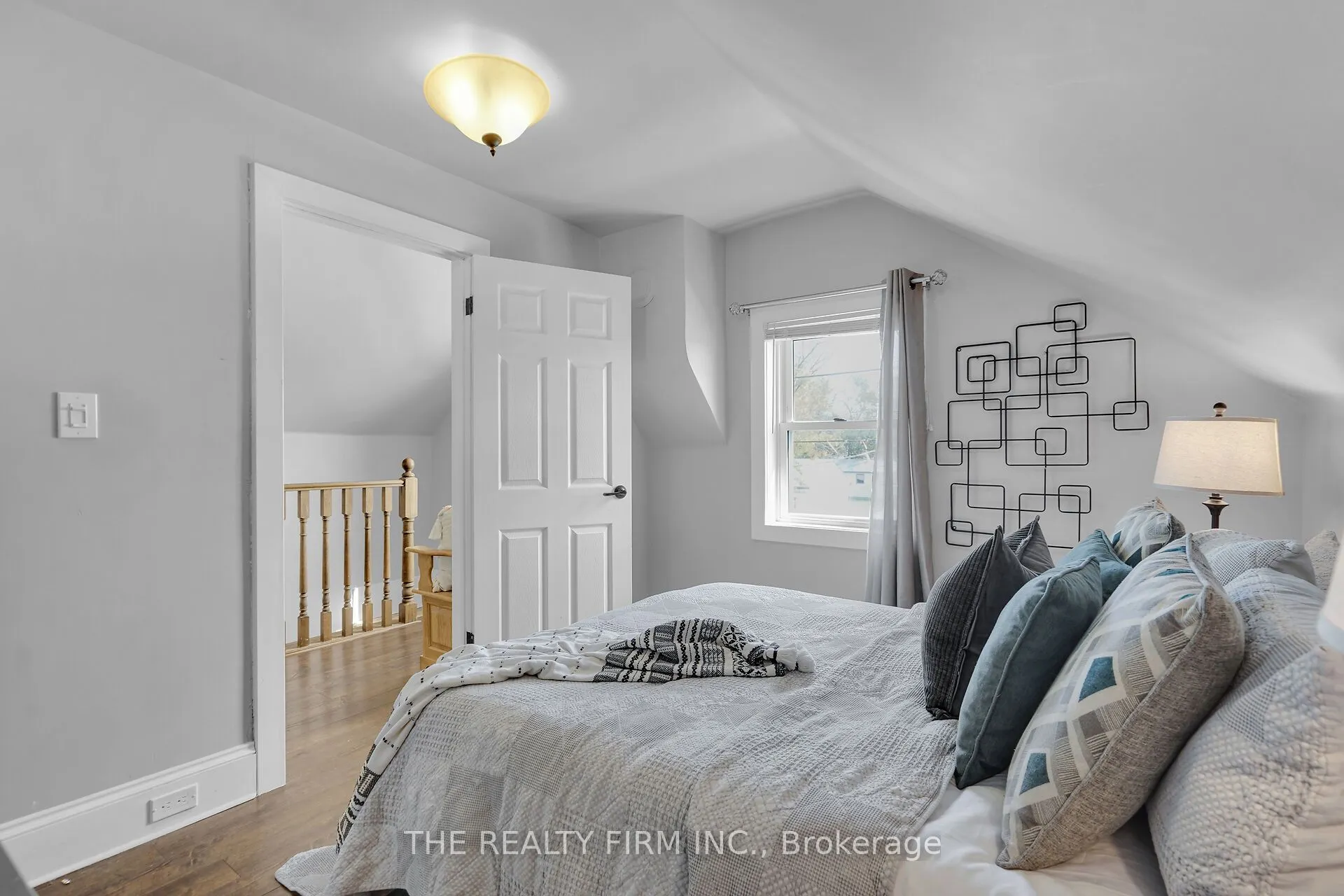278 Upper Queen Avenue