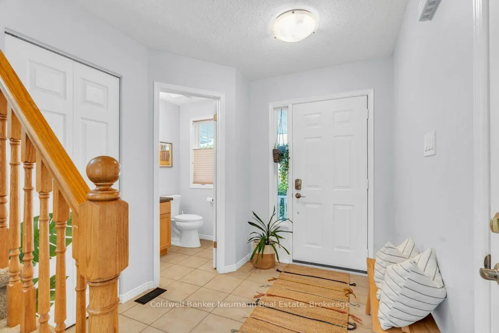 71 Waxwing Crescent