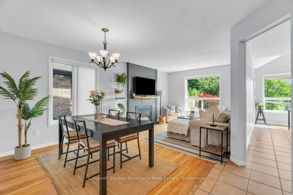 71 Waxwing Crescent