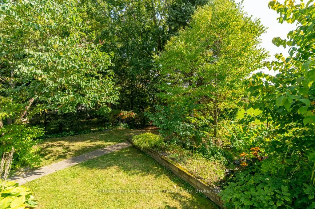 71 Waxwing Crescent