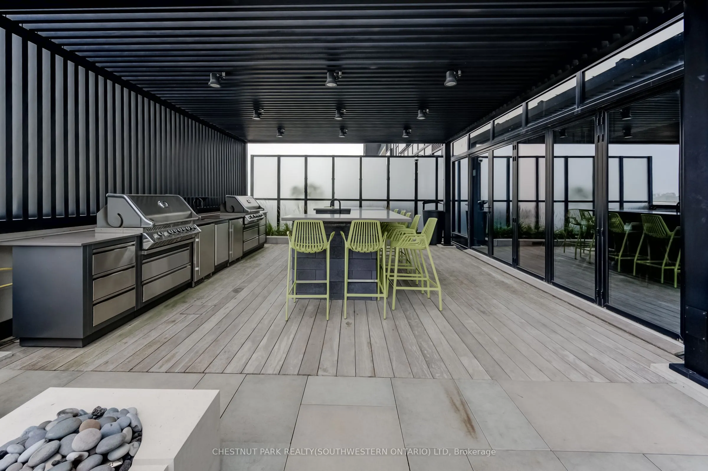 181 King Street S, #1811