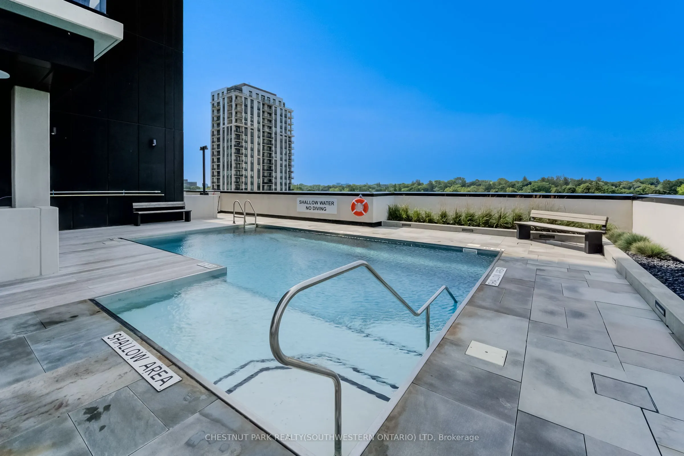 181 King Street S, #1811