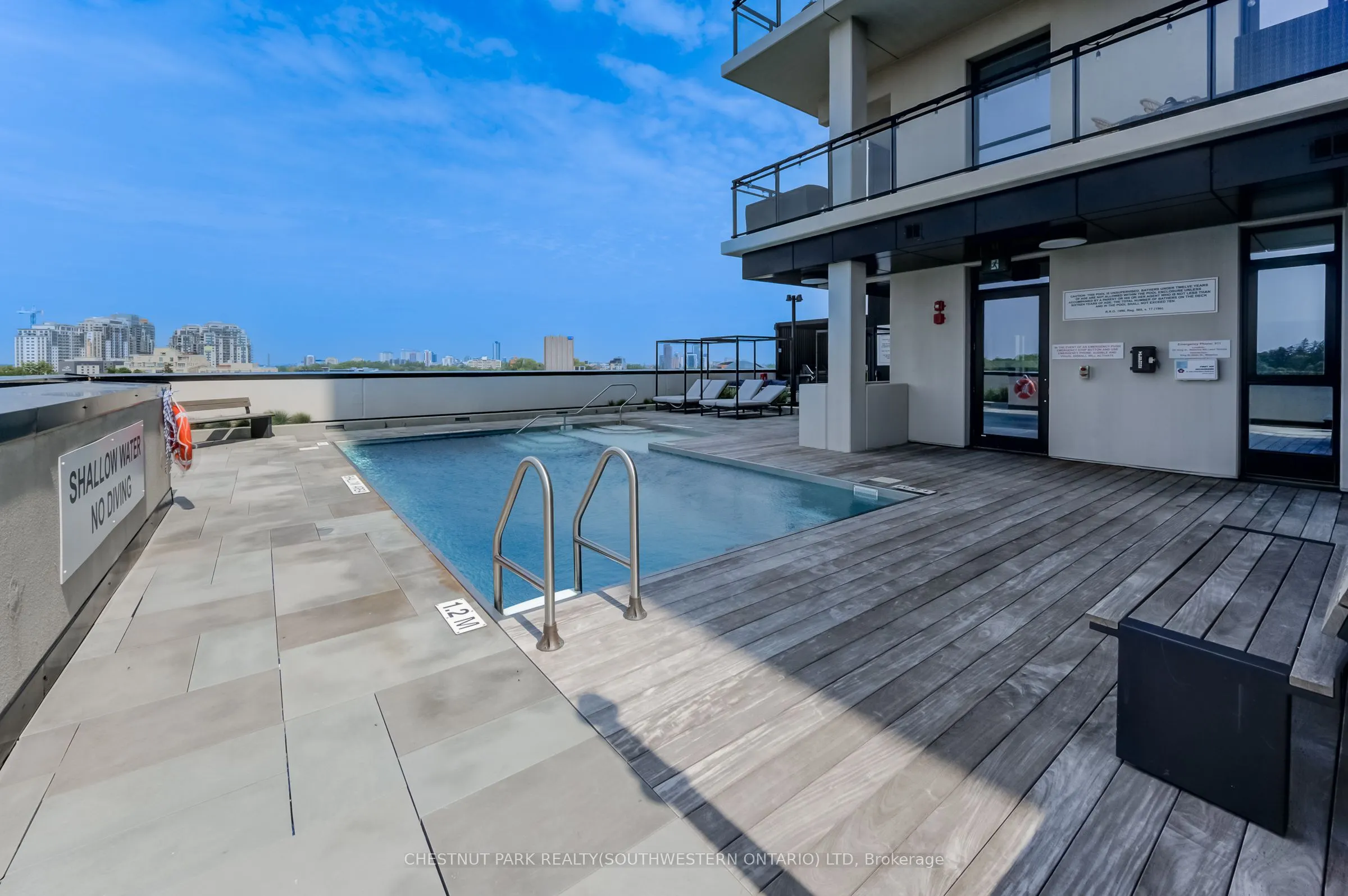 181 King Street S, #1811