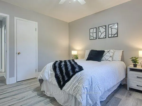 11 Bonavem Drive