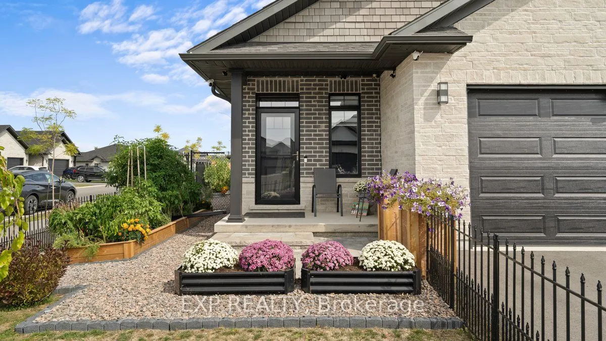 30 Raycroft Drive