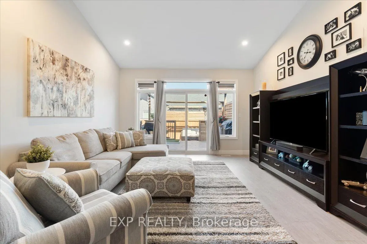 30 Raycroft Drive