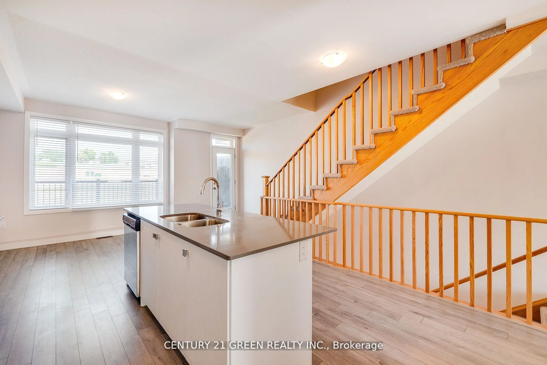 585 Colborne Street, #Upper Level - 104