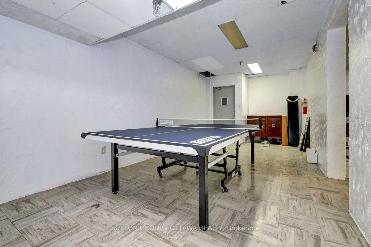 665 Bathgate Drive, #405