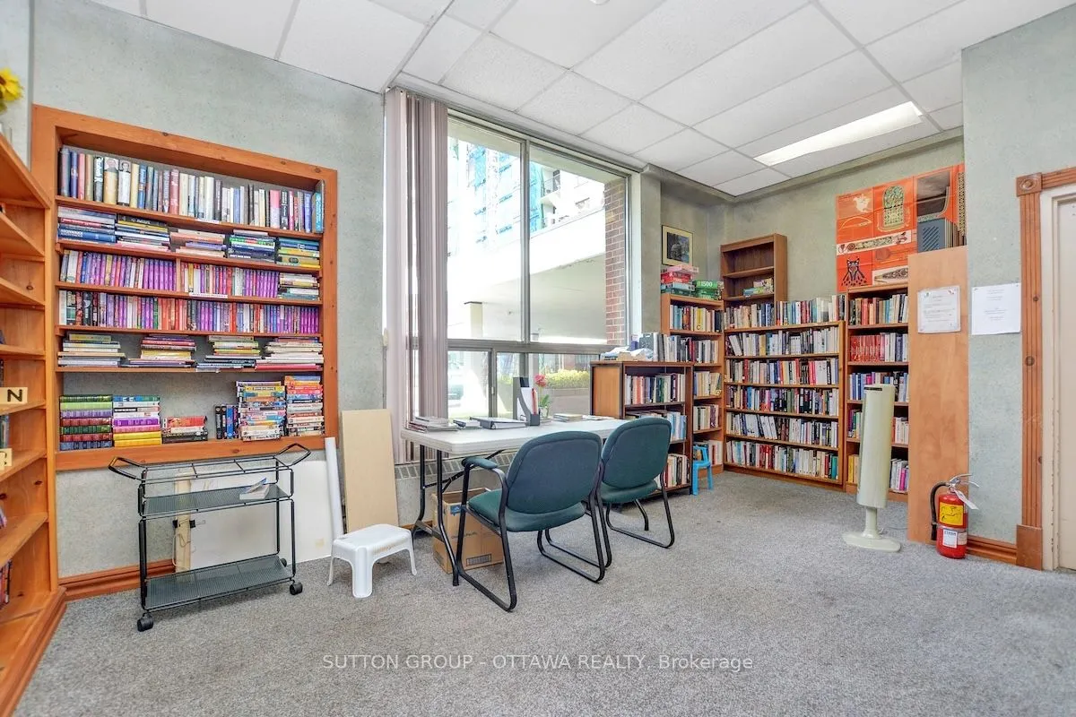 665 Bathgate Drive, #405