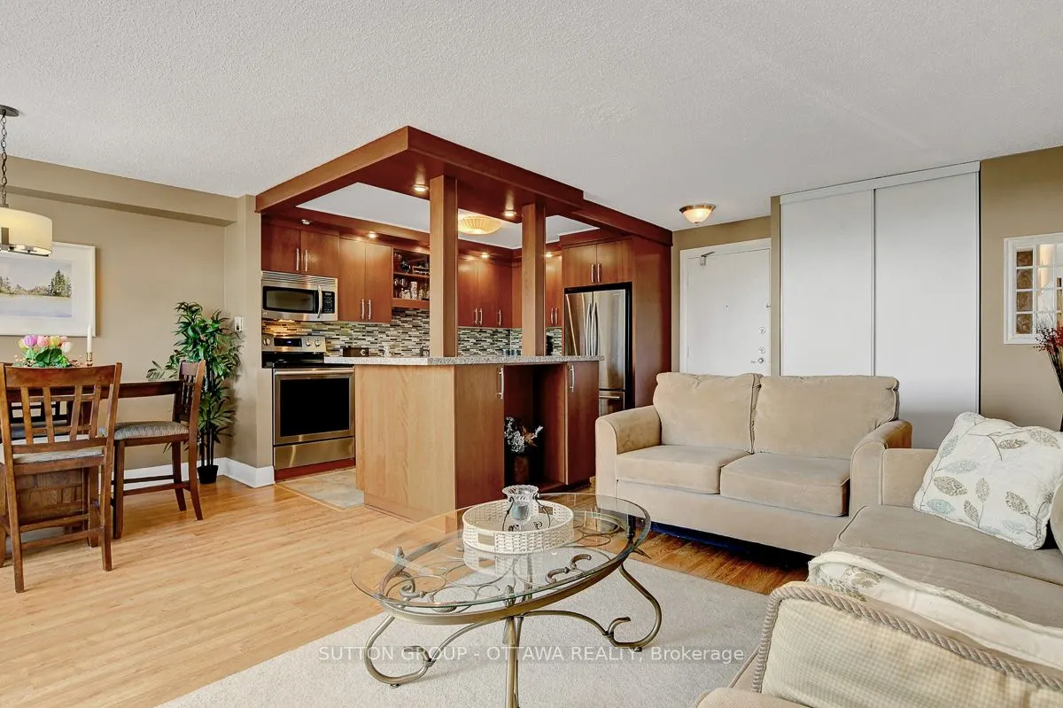665 Bathgate Drive, #405