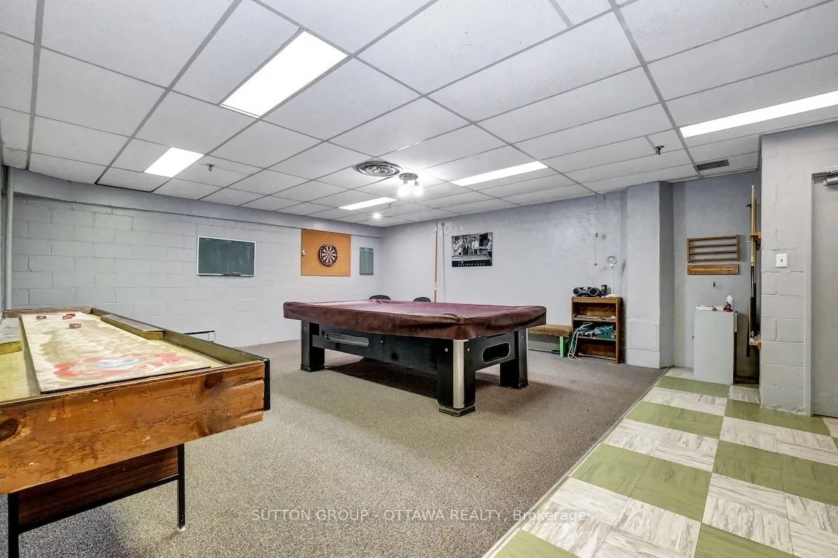 665 Bathgate Drive, #405