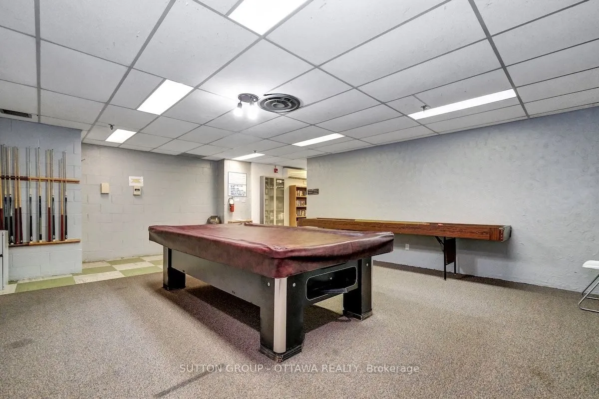 665 Bathgate Drive, #405