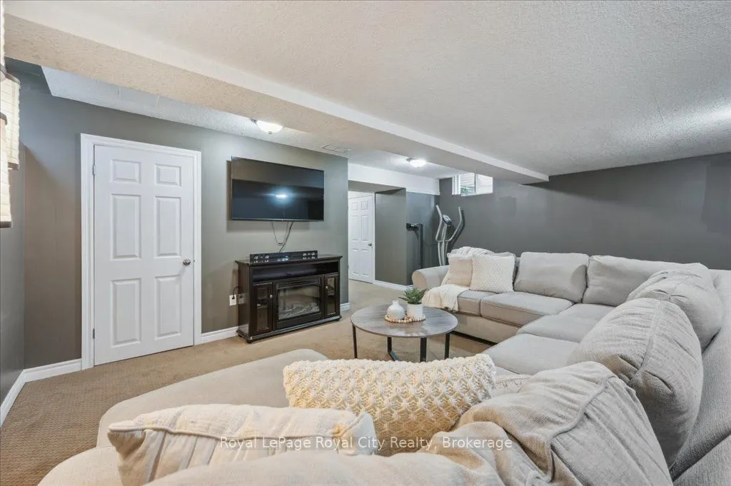 93 Doyle Drive