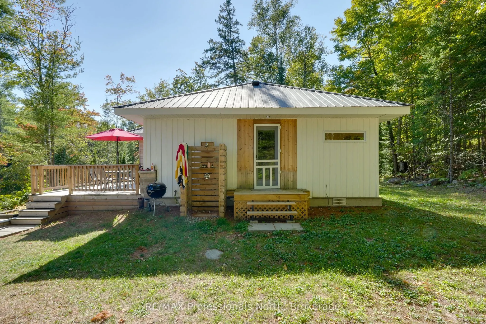 1046 Pine Lake Shores Private Road