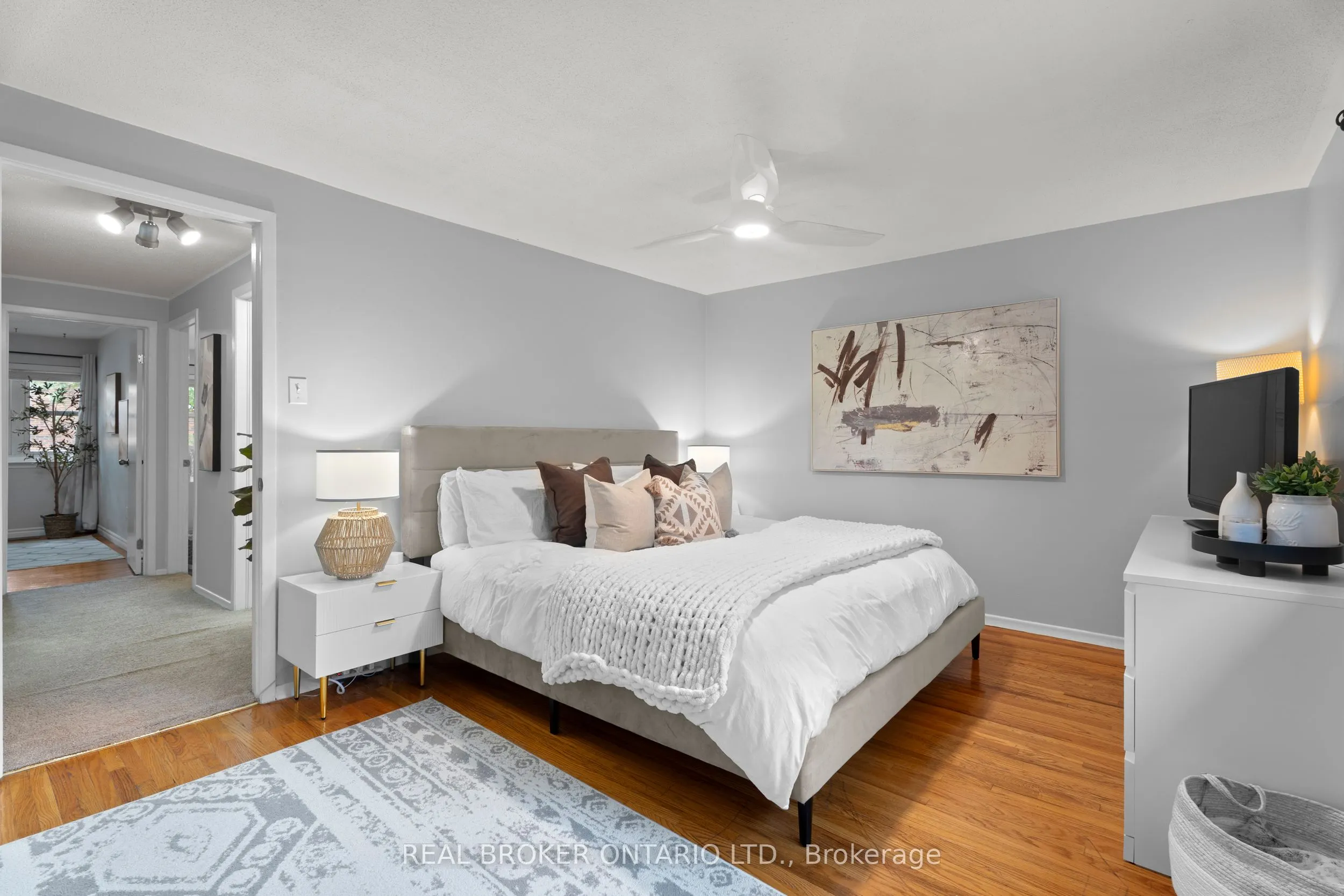 121 Bagot Street, #2