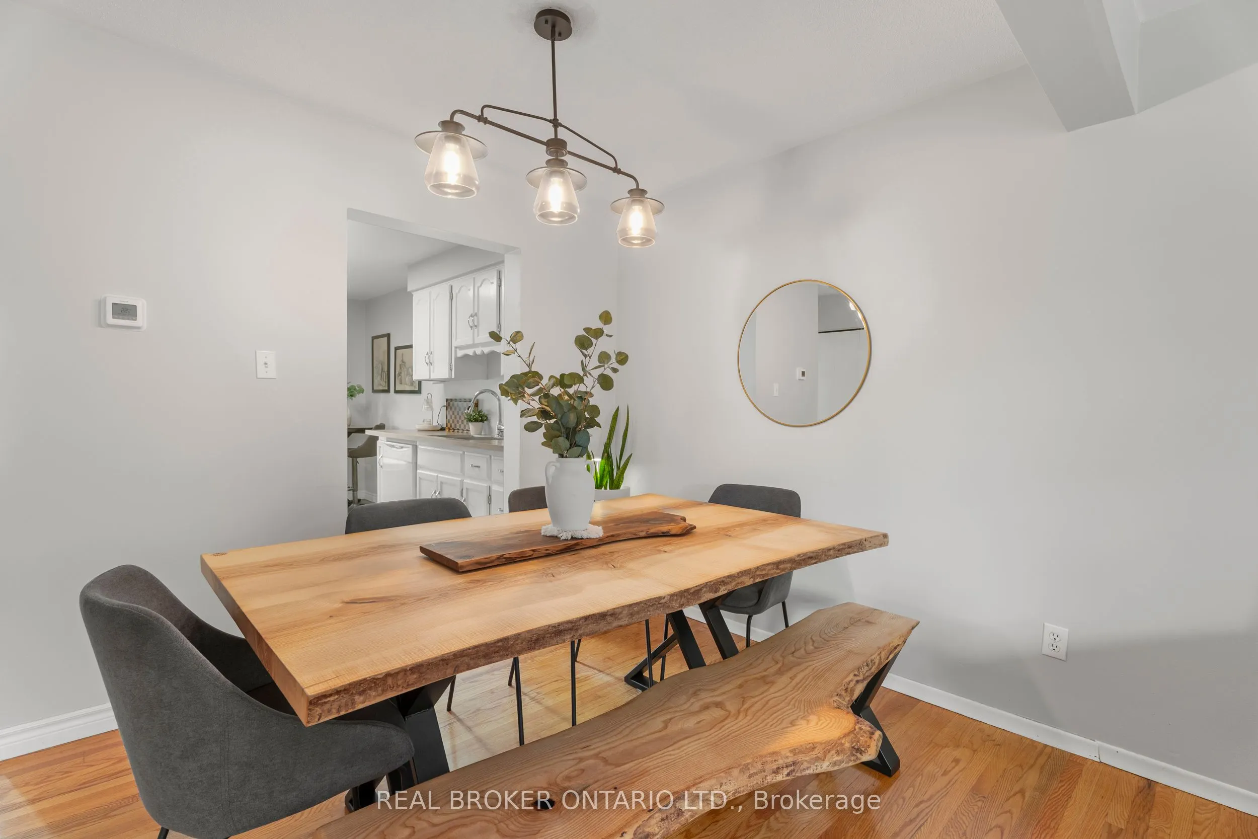 121 Bagot Street, #2