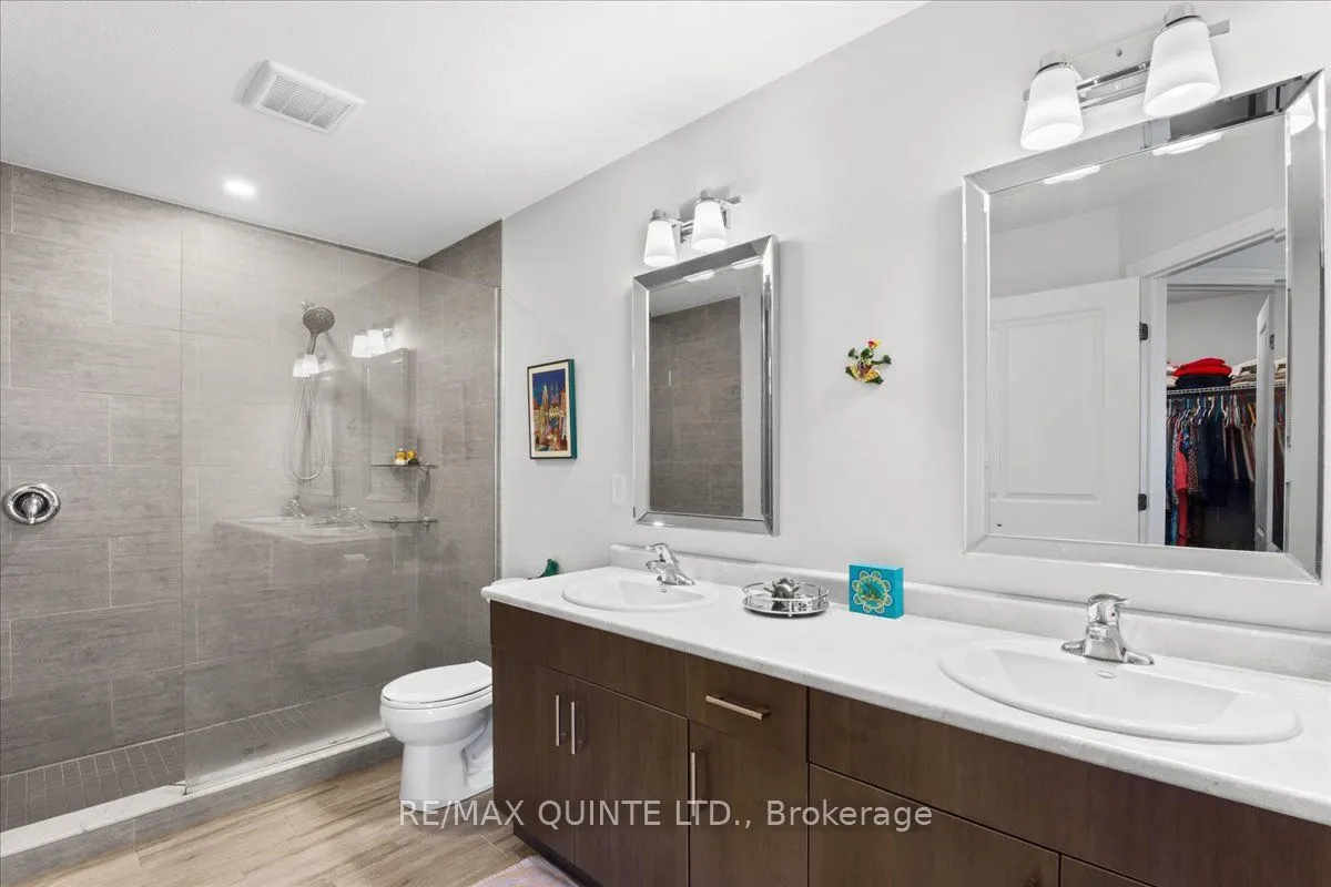 6 Granby Court