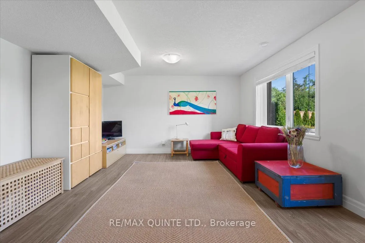 6 Granby Court