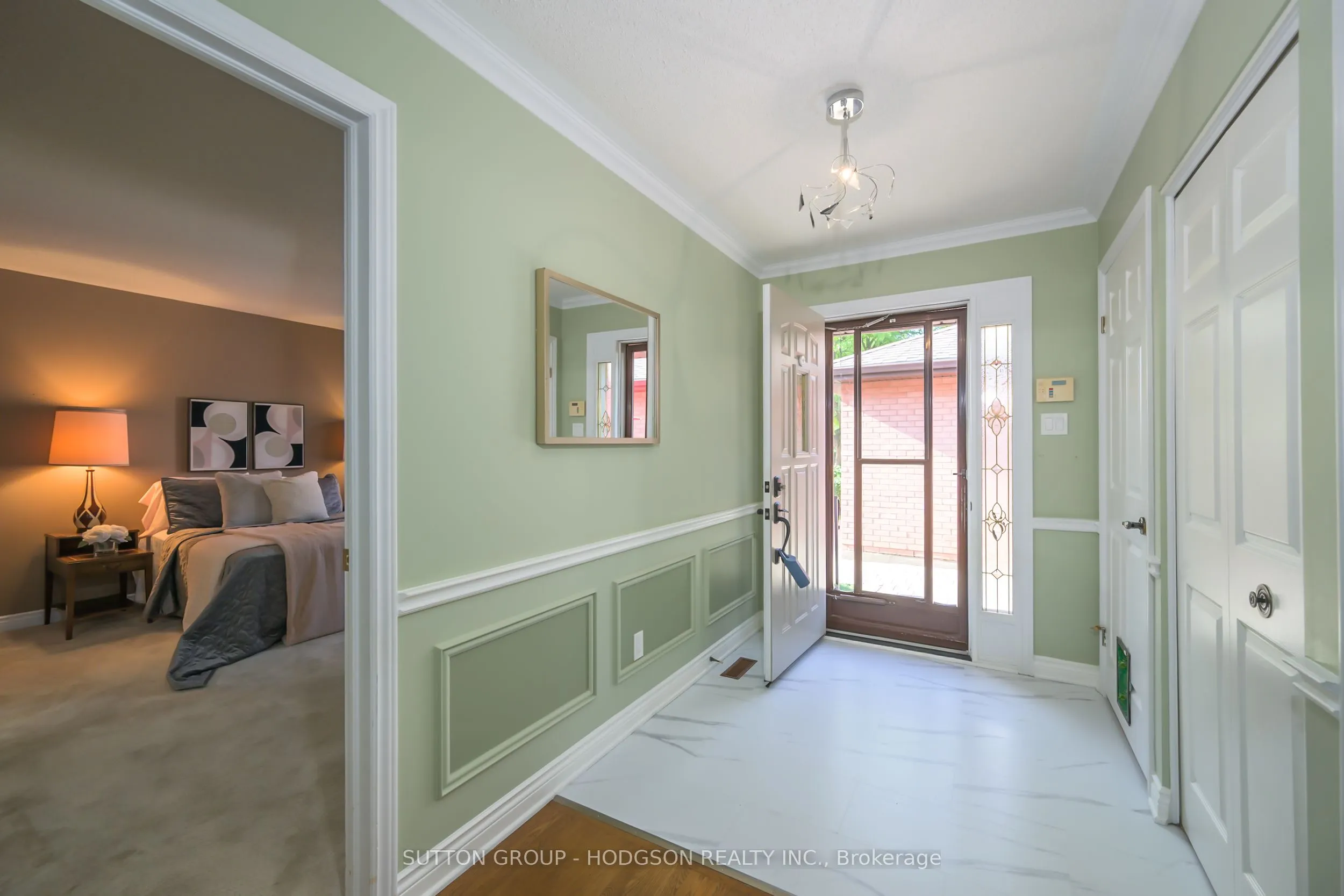 55 Fiddlers Green Road, #40