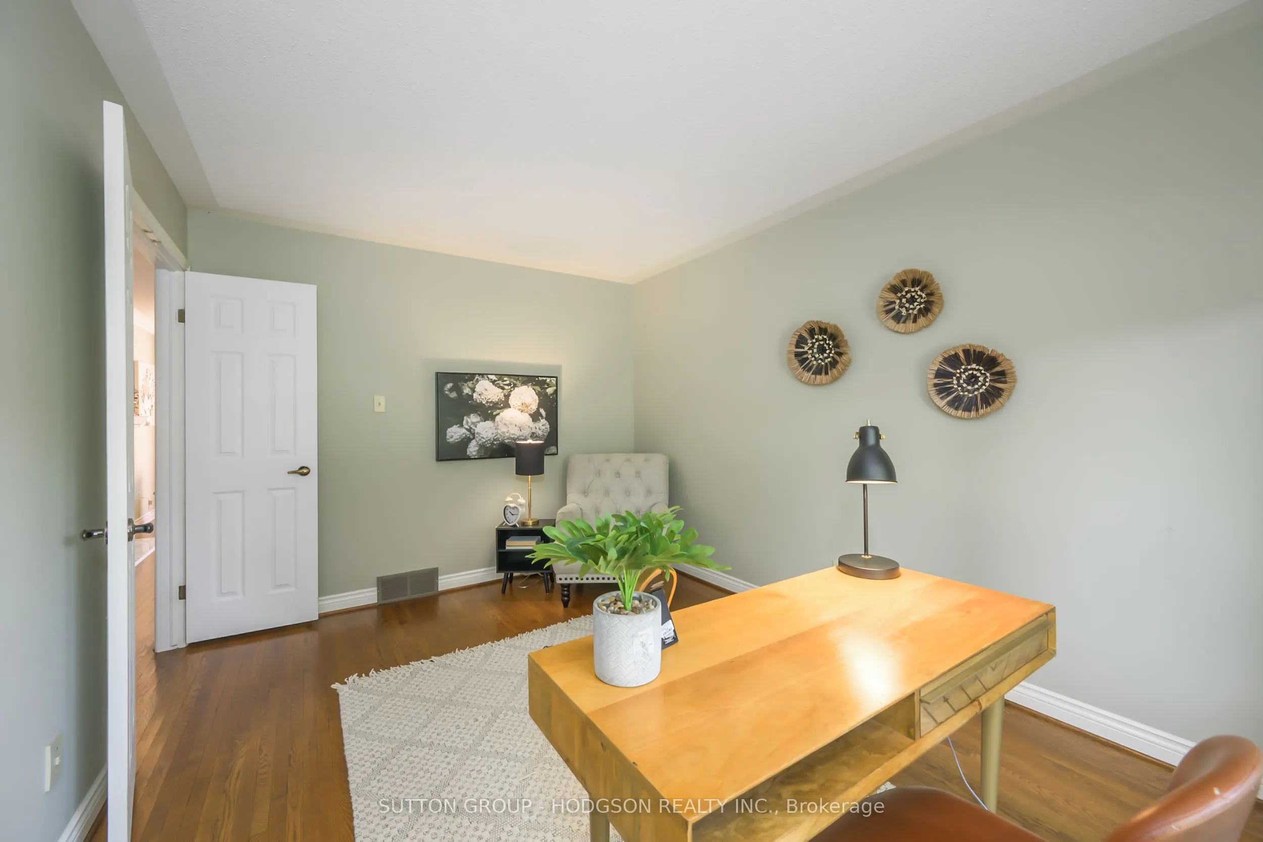 55 Fiddlers Green Road, #40