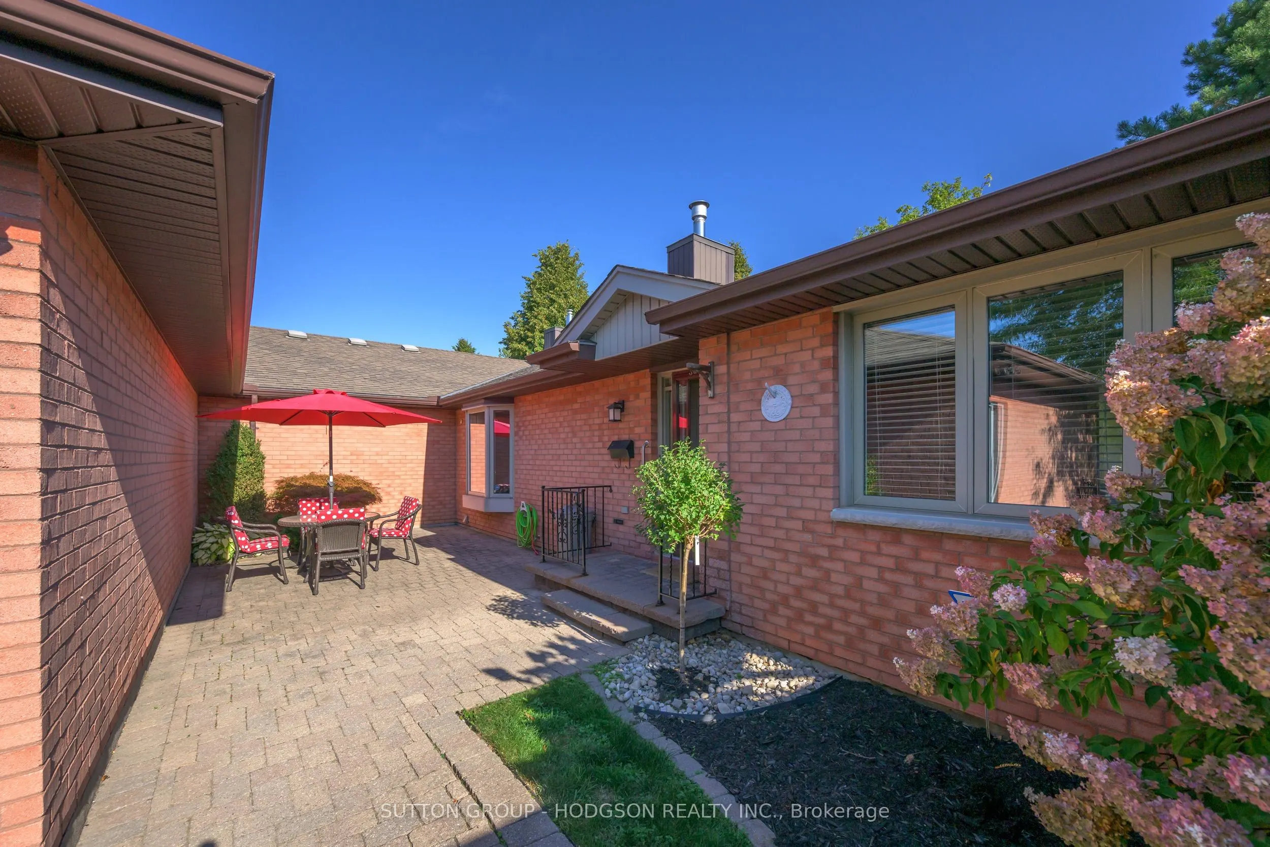 55 Fiddlers Green Road, #40