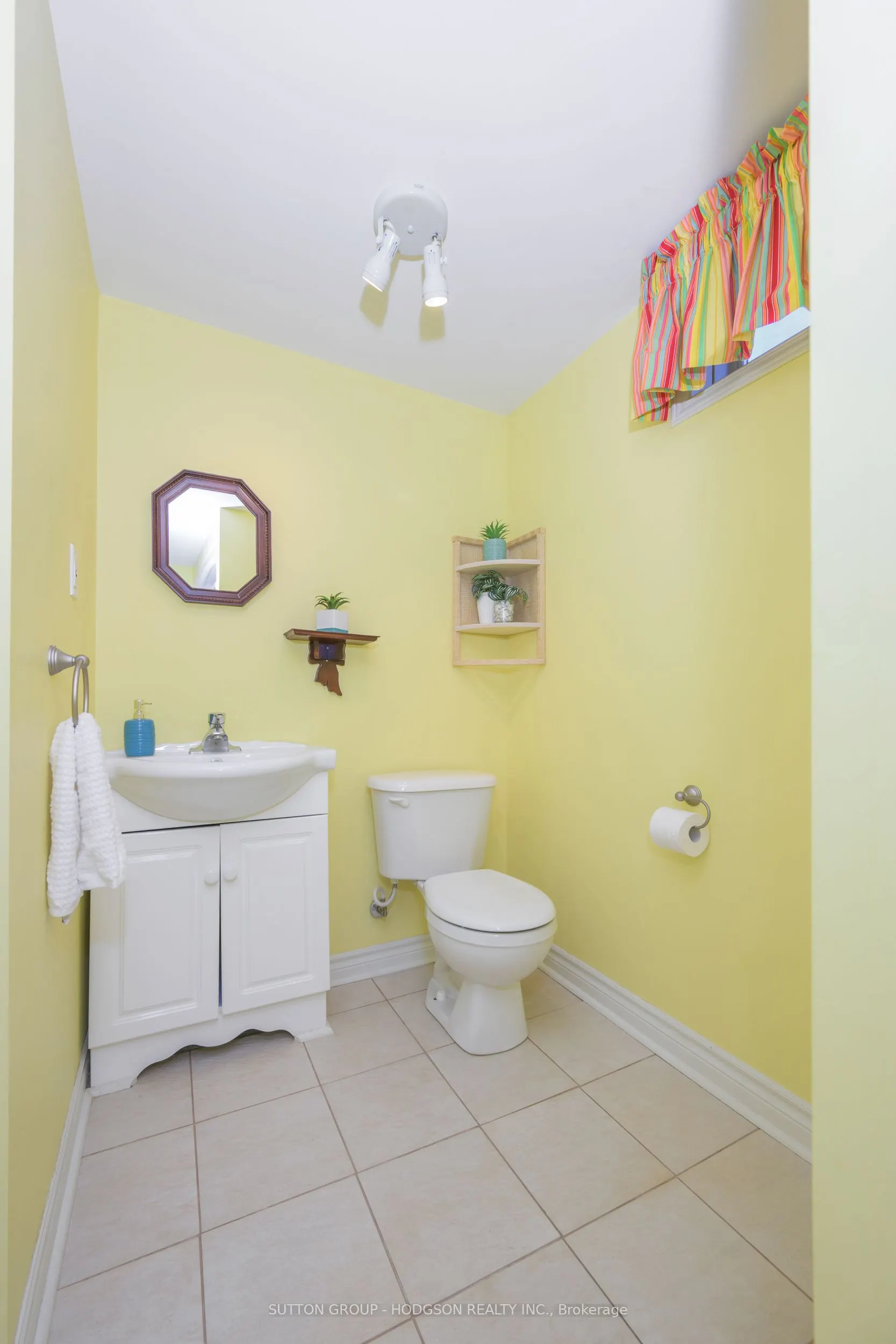 55 Fiddlers Green Road, #40