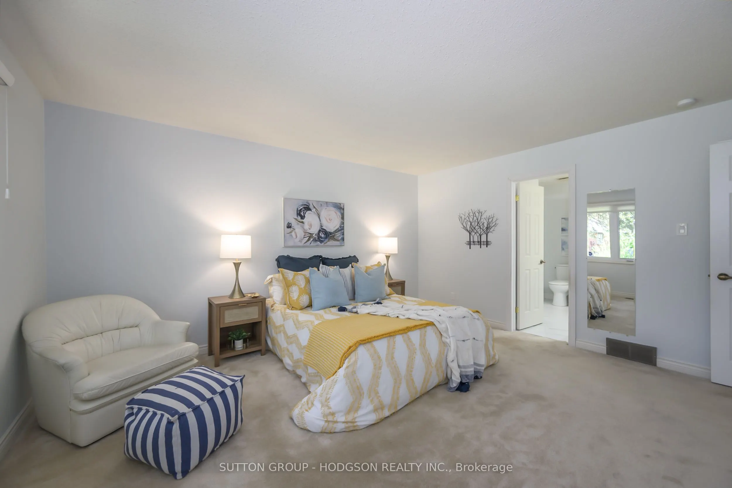 55 Fiddlers Green Road, #40