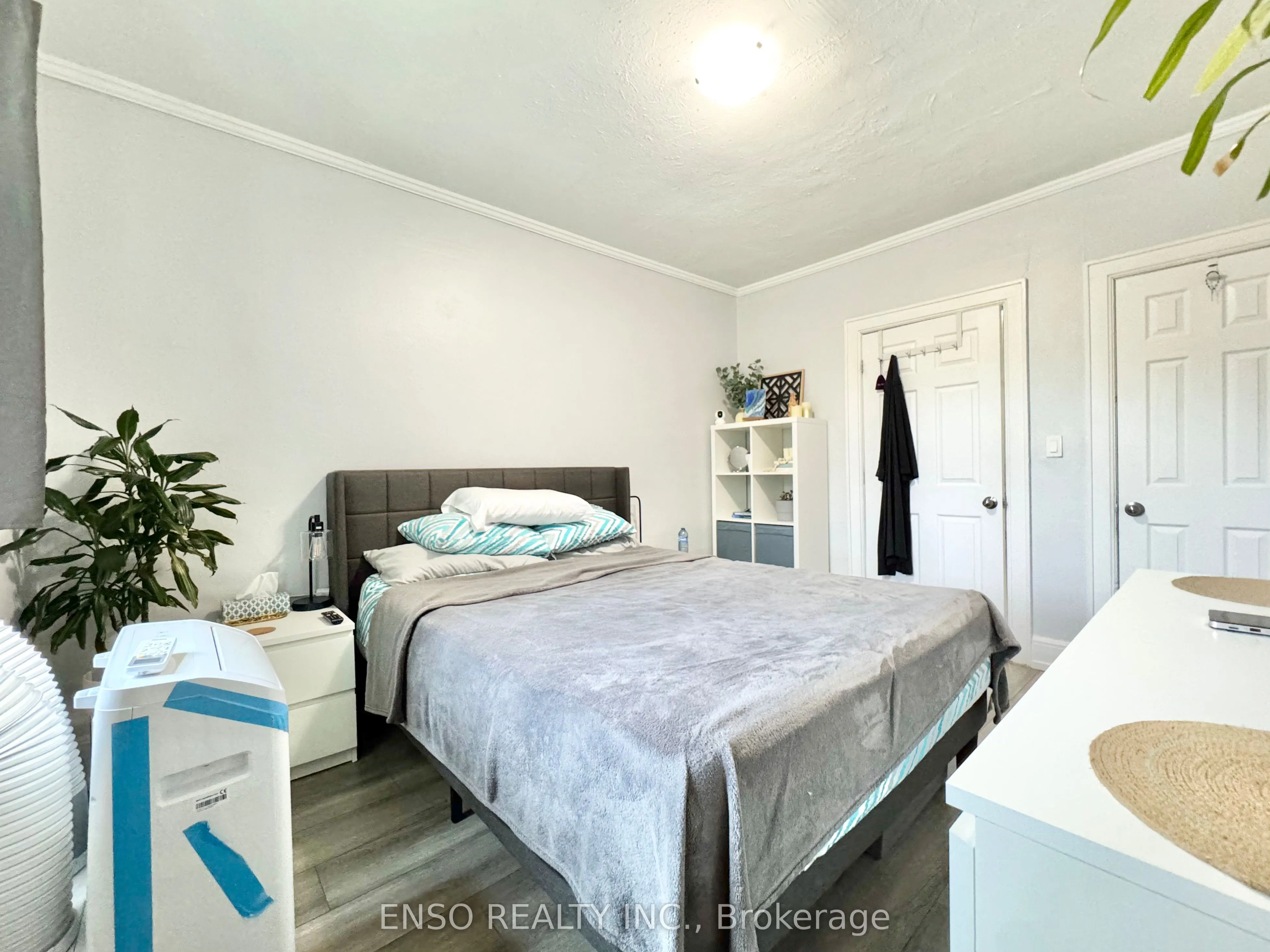 5325 Van Alstyne Place, #7