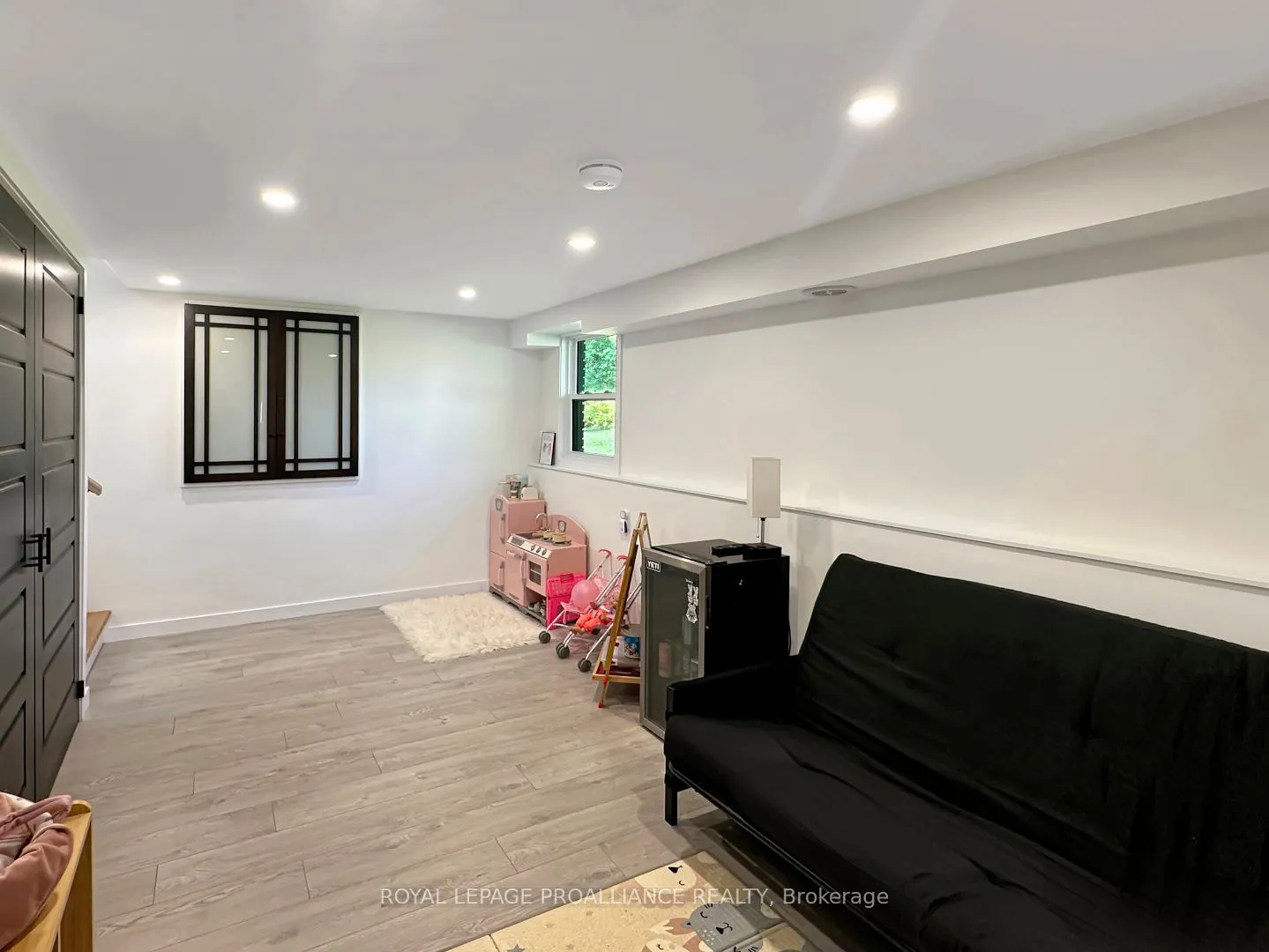 4 Lorne Street