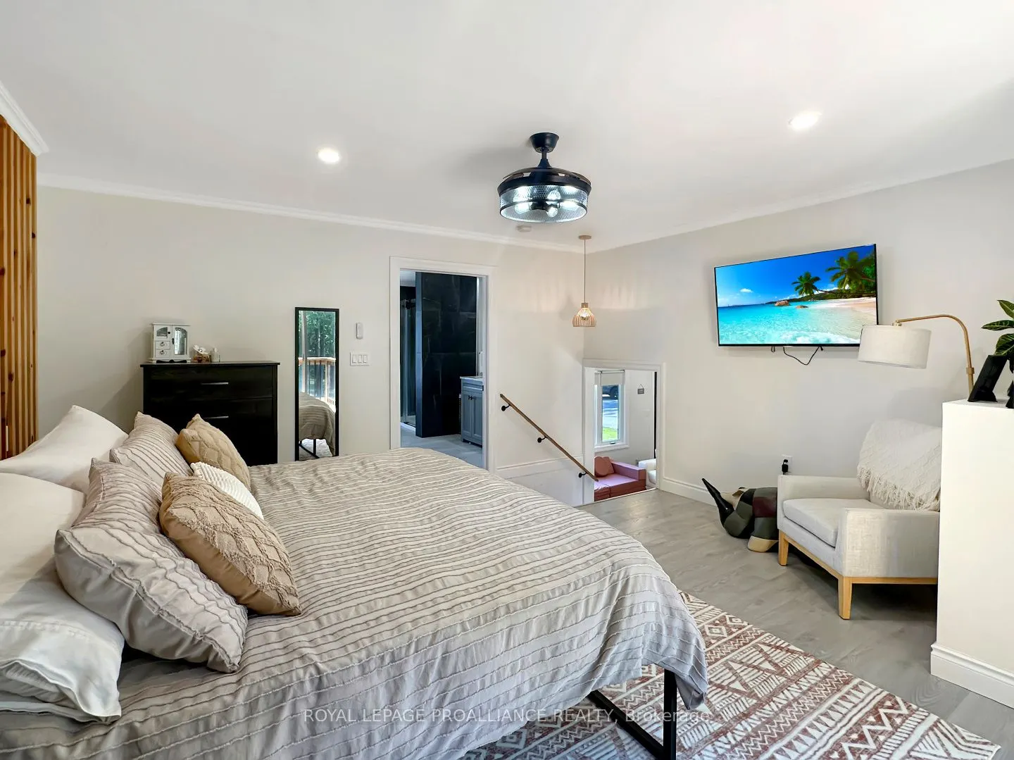 4 Lorne Street