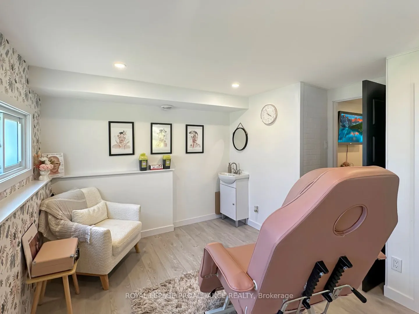 4 Lorne Street