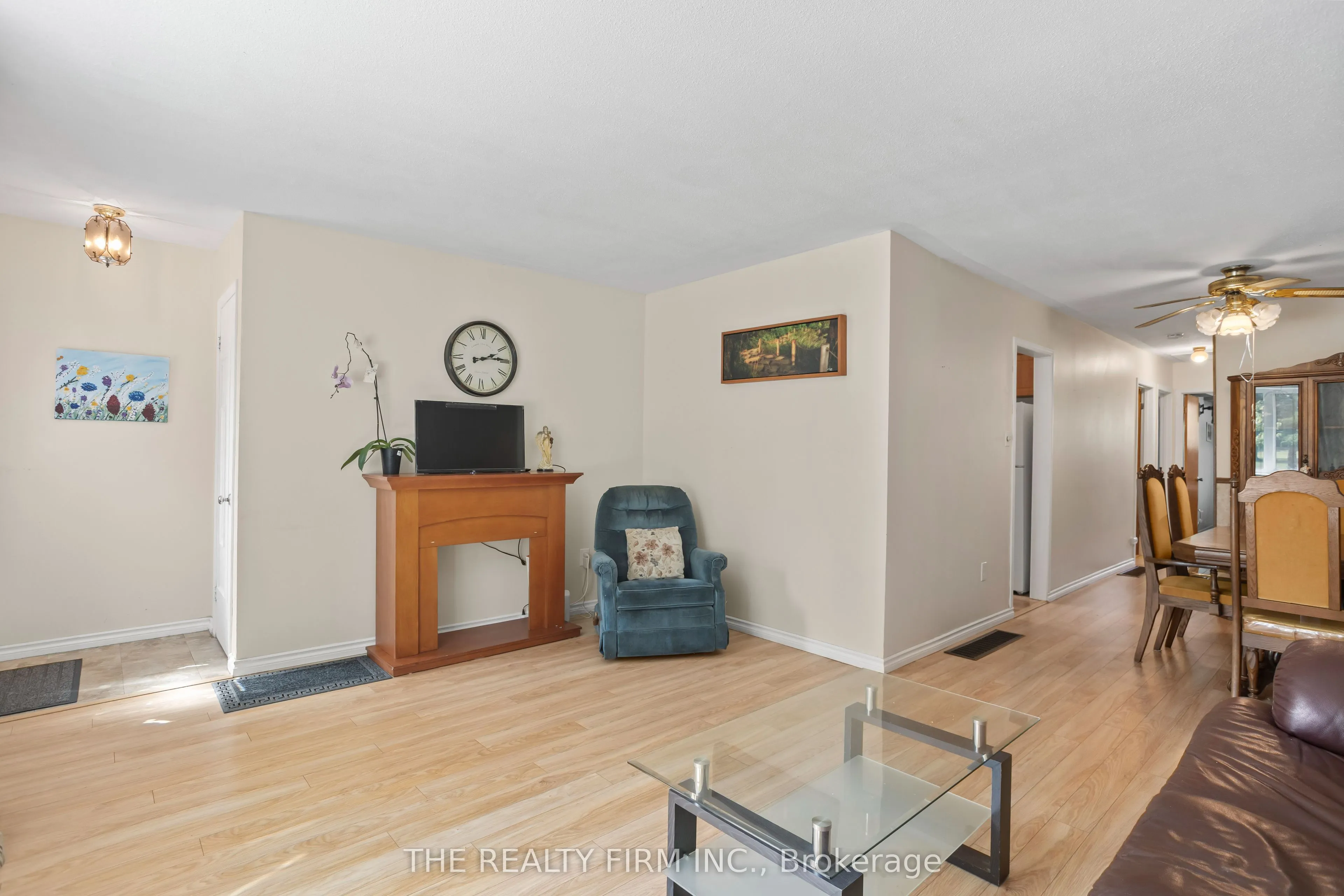 681 Ladybrook Crescent