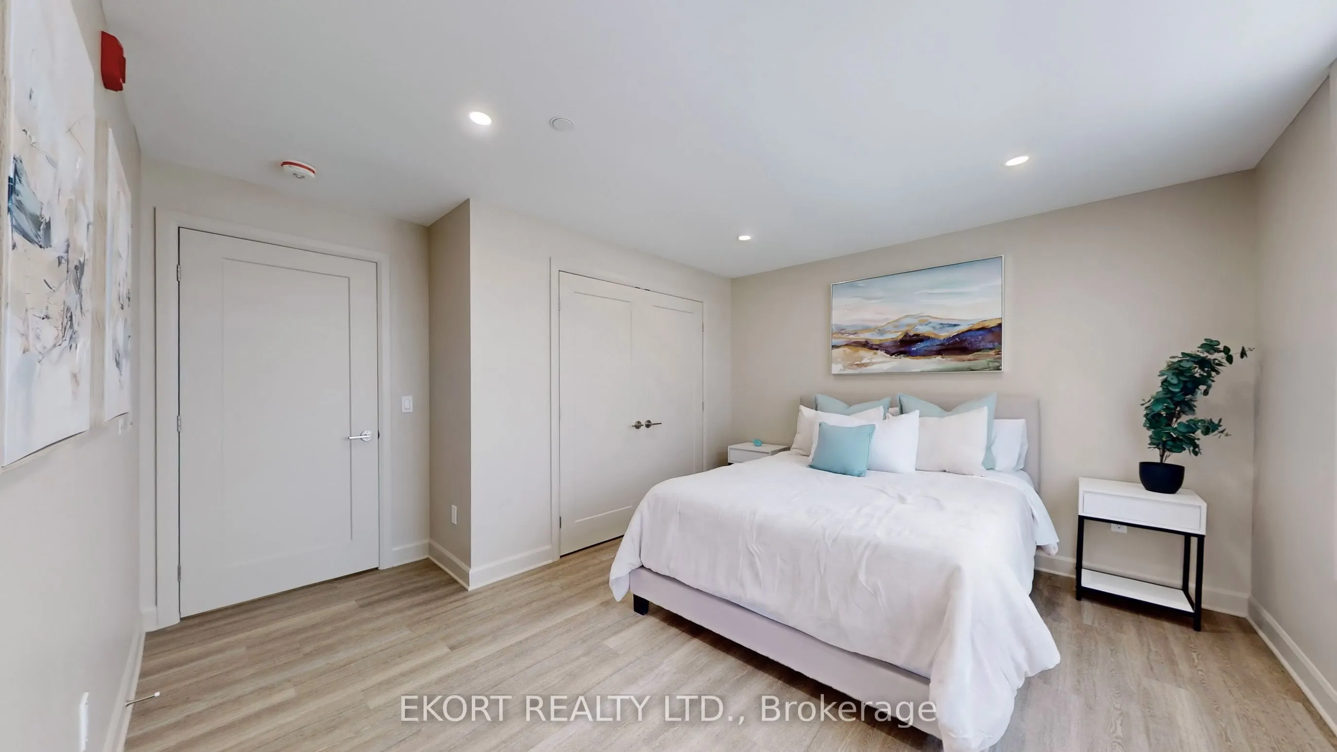 156A Wims Way, #201