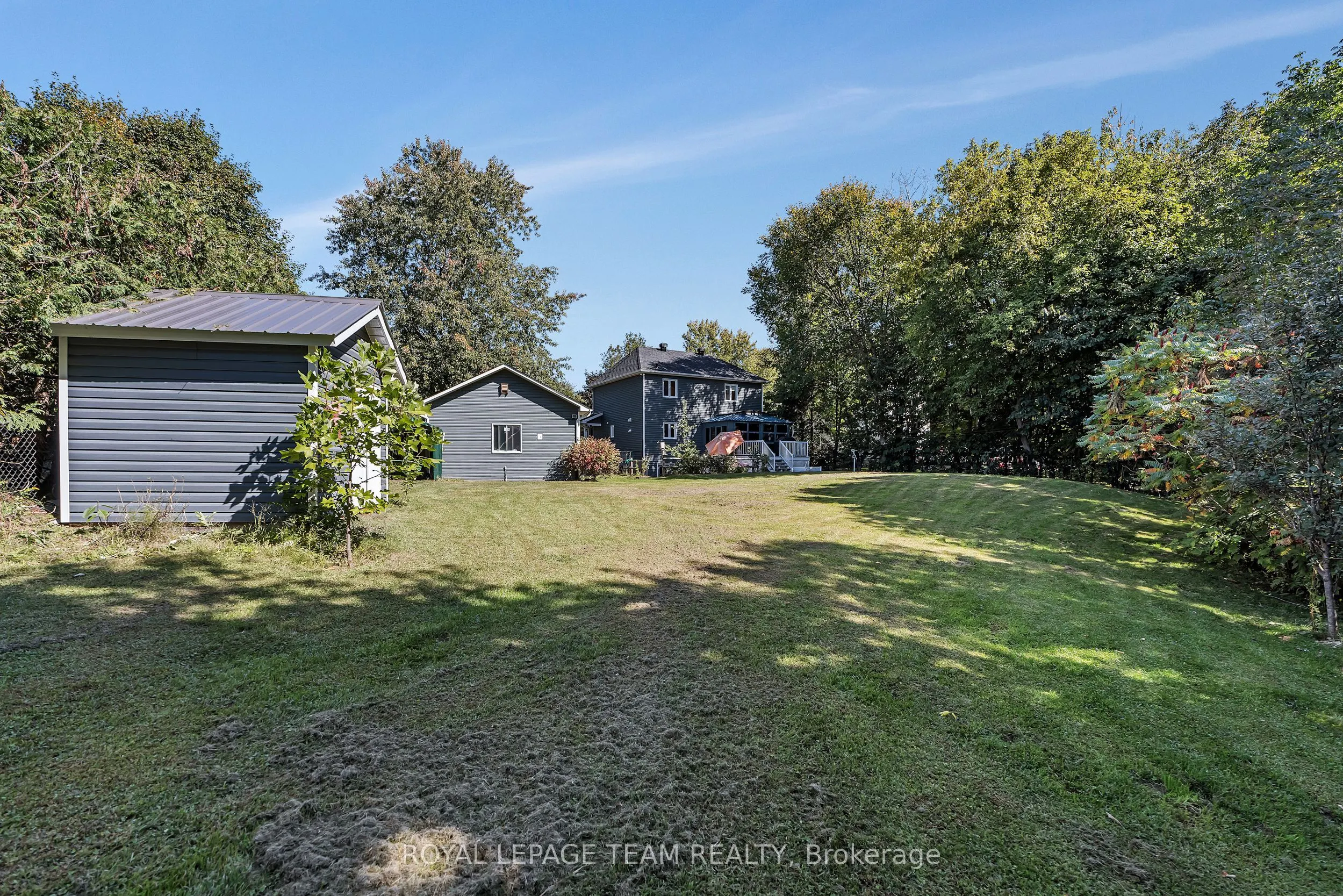 154 Cardinal Crescent