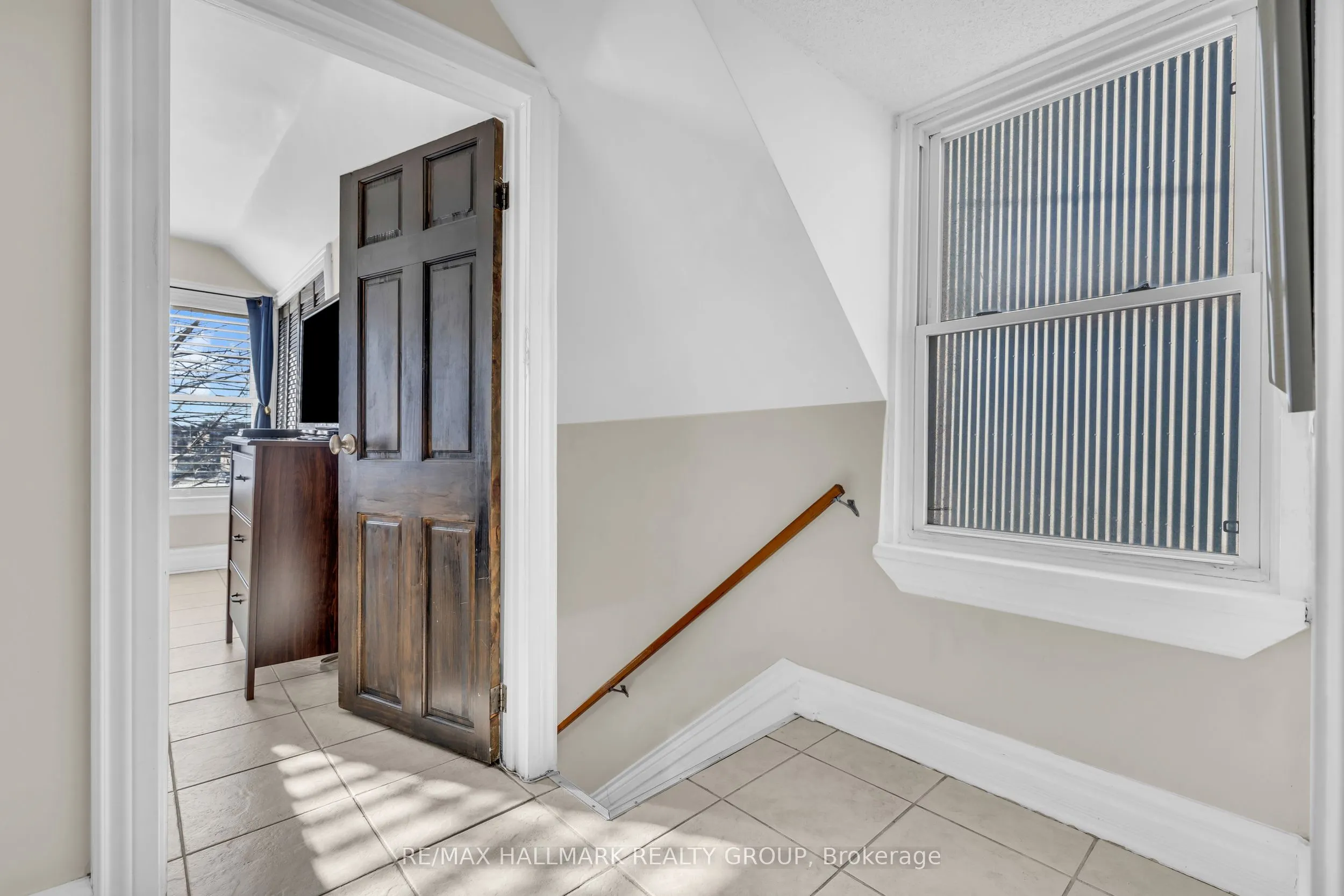 477 BOOTH Street